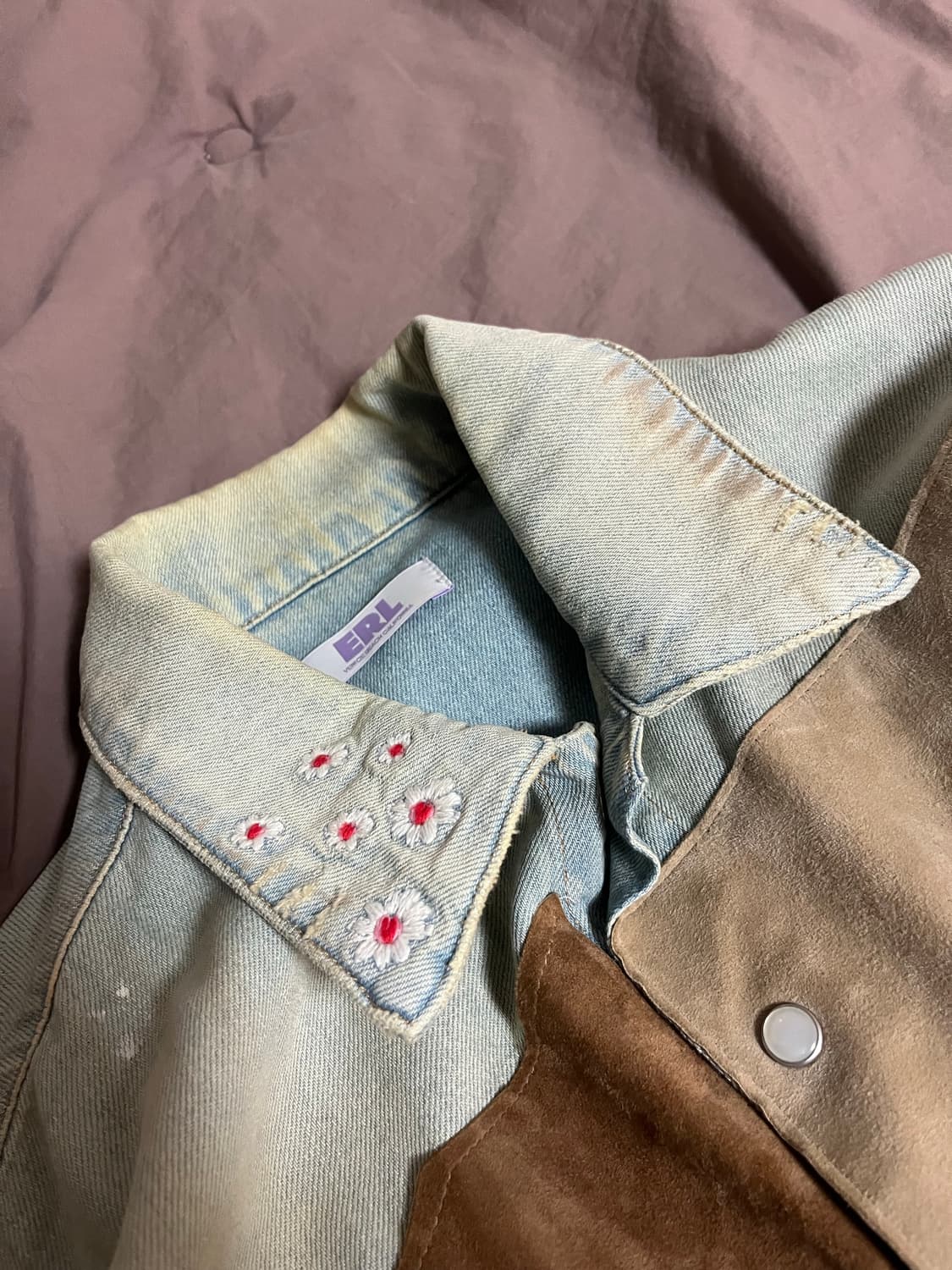 Erl Woven Leather Patchwork Shirt in Lig 상품이미지3