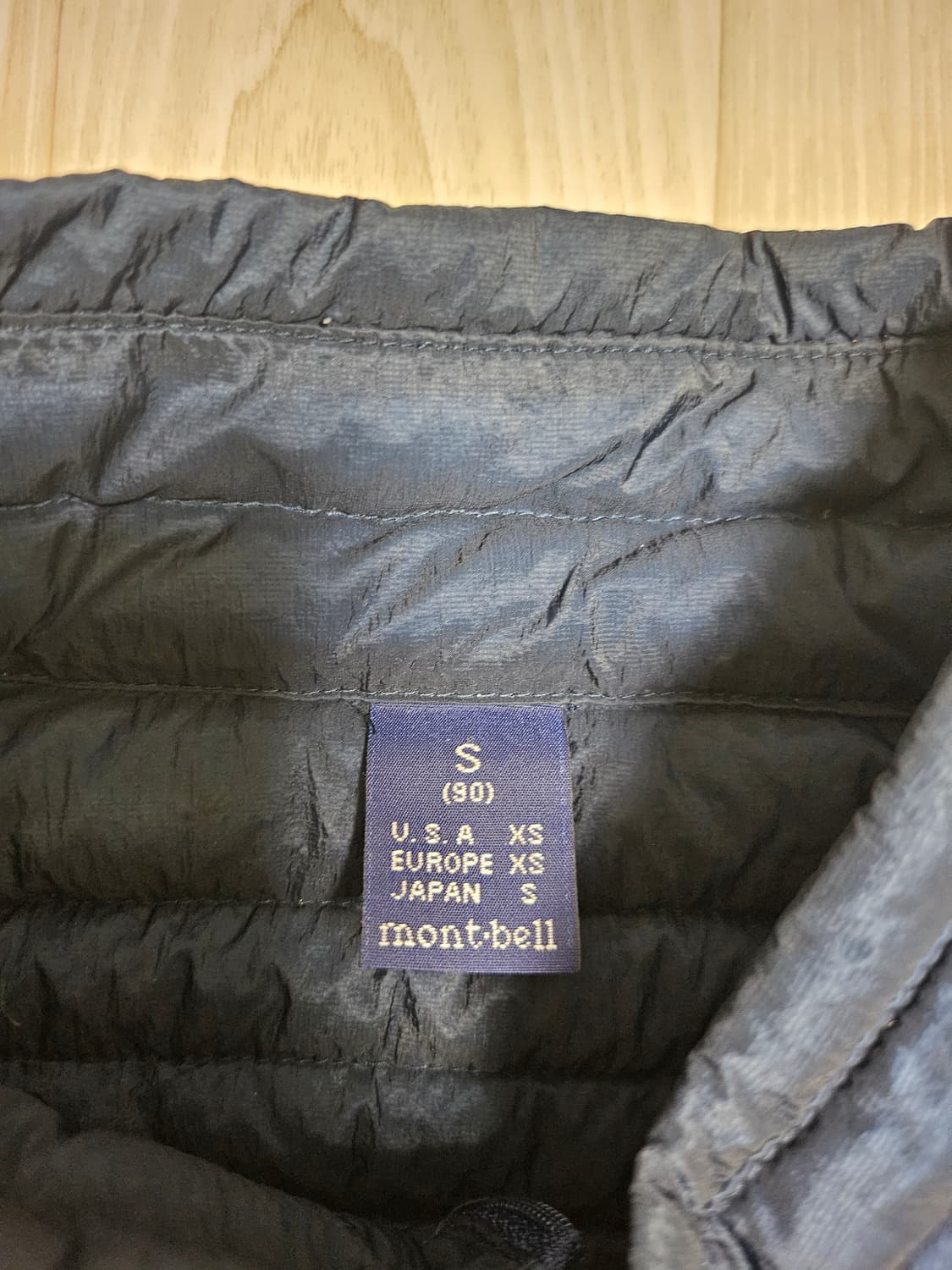 몽벨 ul800 여성경량패딩 상품이미지3