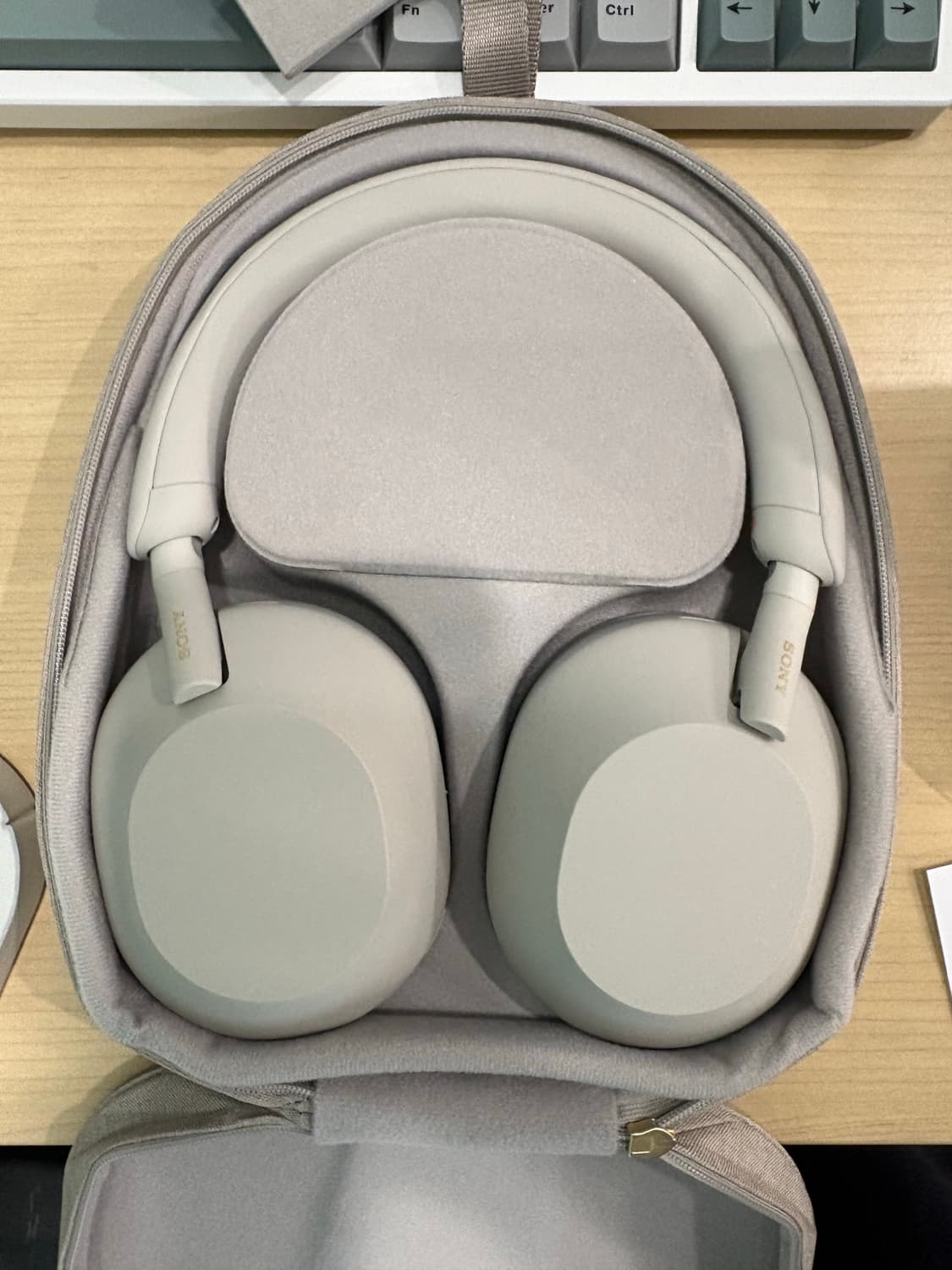 [새상품] 소니 wh-1000xm5 상품이미지9