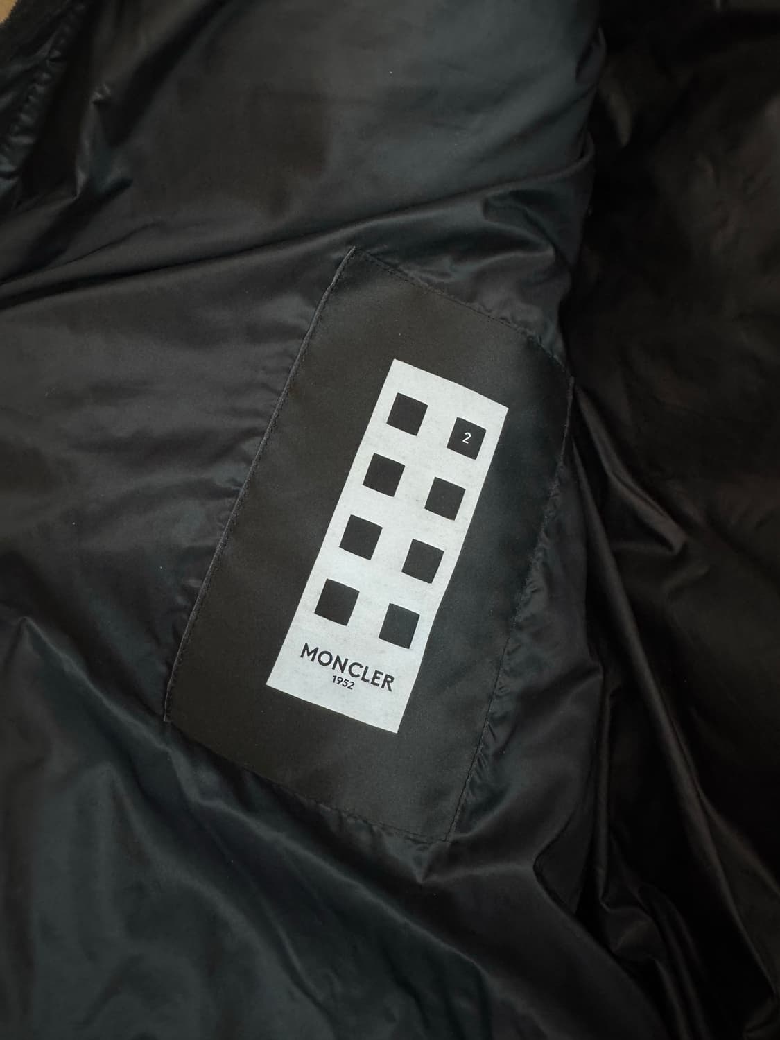 몽클레어 1952 Danum Corduroy Jacket black 상품이미지4