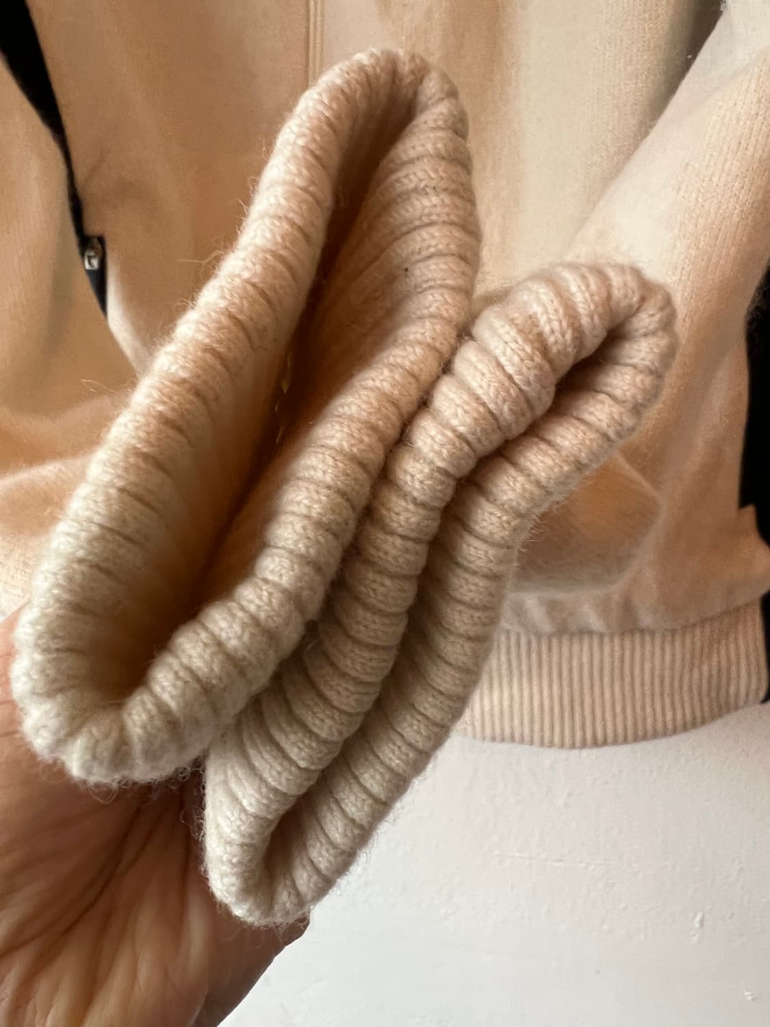 파리게이츠 여성 아이보리 울방풍집업점퍼 패딩니트점퍼 상품이미지5