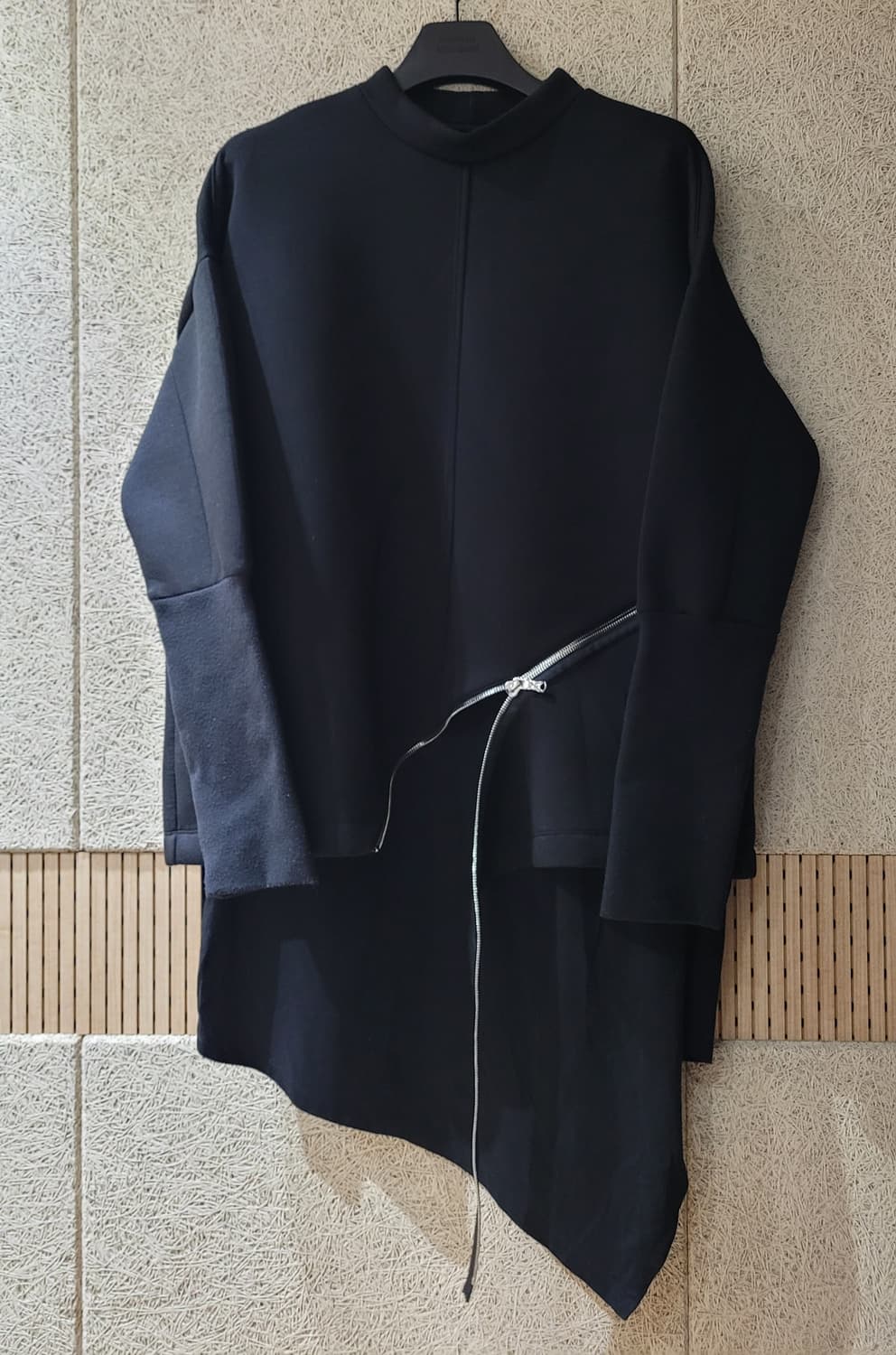 엑스페리먼트 아방가르드 상의 두 점 상품이미지2