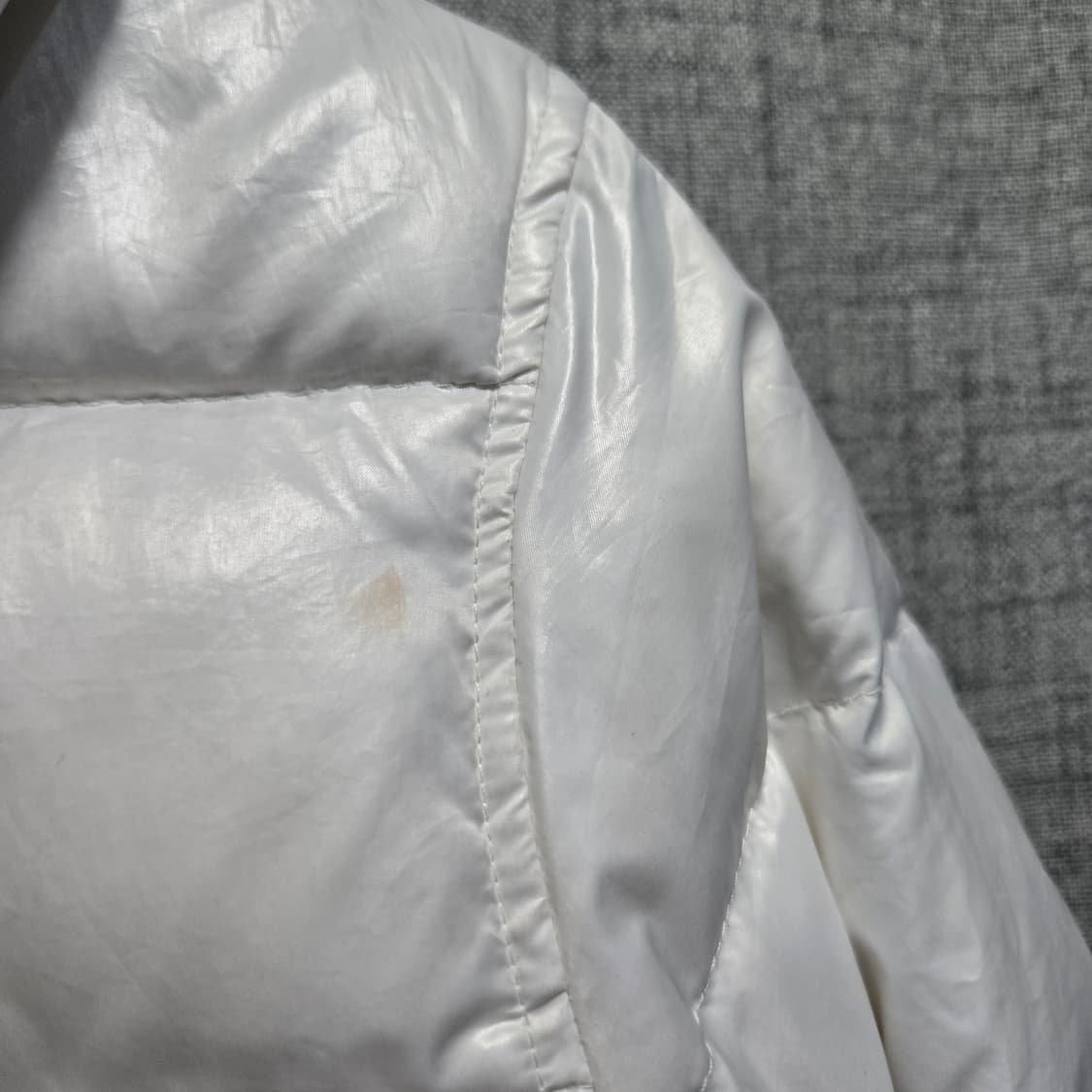 아디다스 여성 화이트 트랙탑 덕다운 숏패딩  상품이미지7