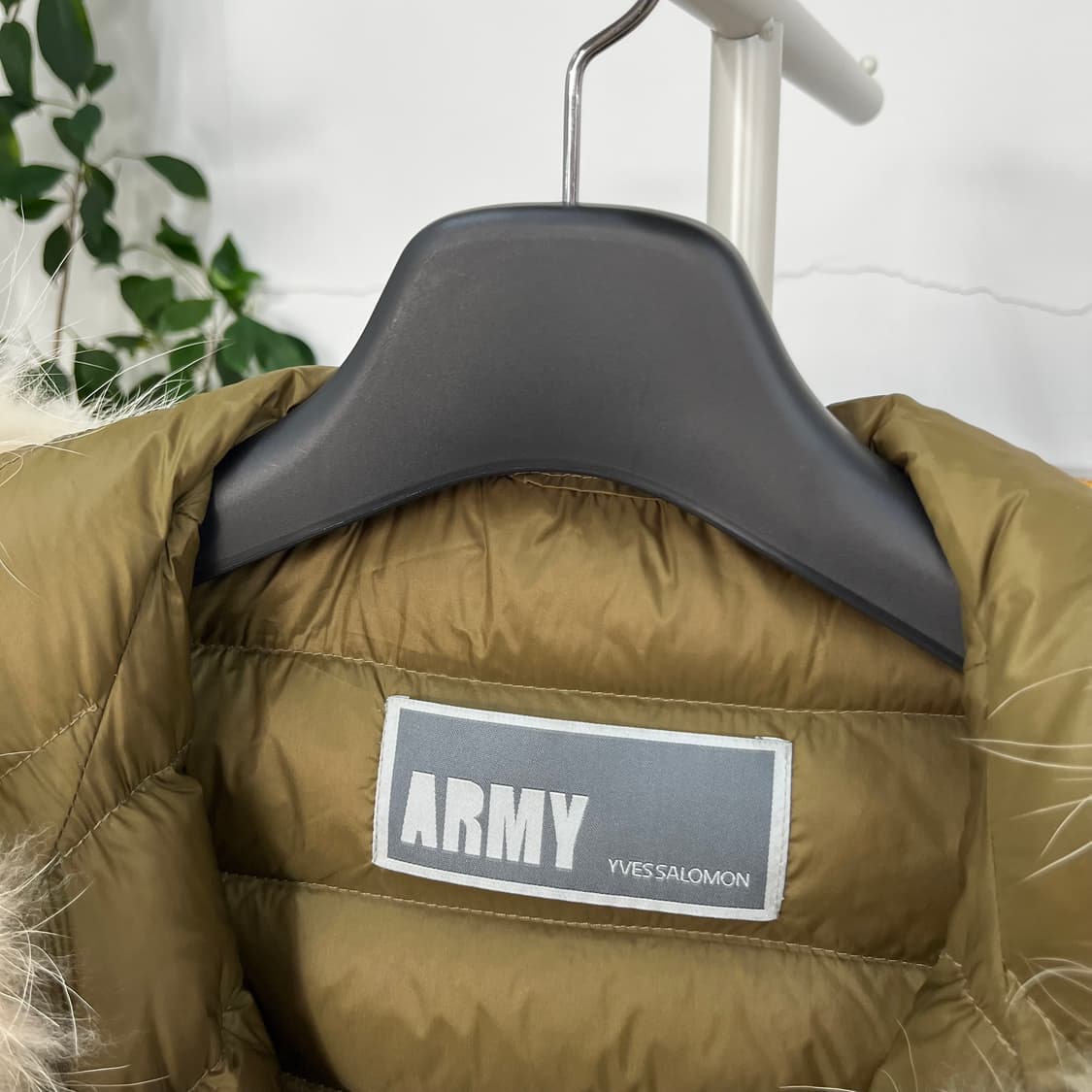 이브살로몬 아미 라쿤퍼 패딩 야상 34 상품이미지3