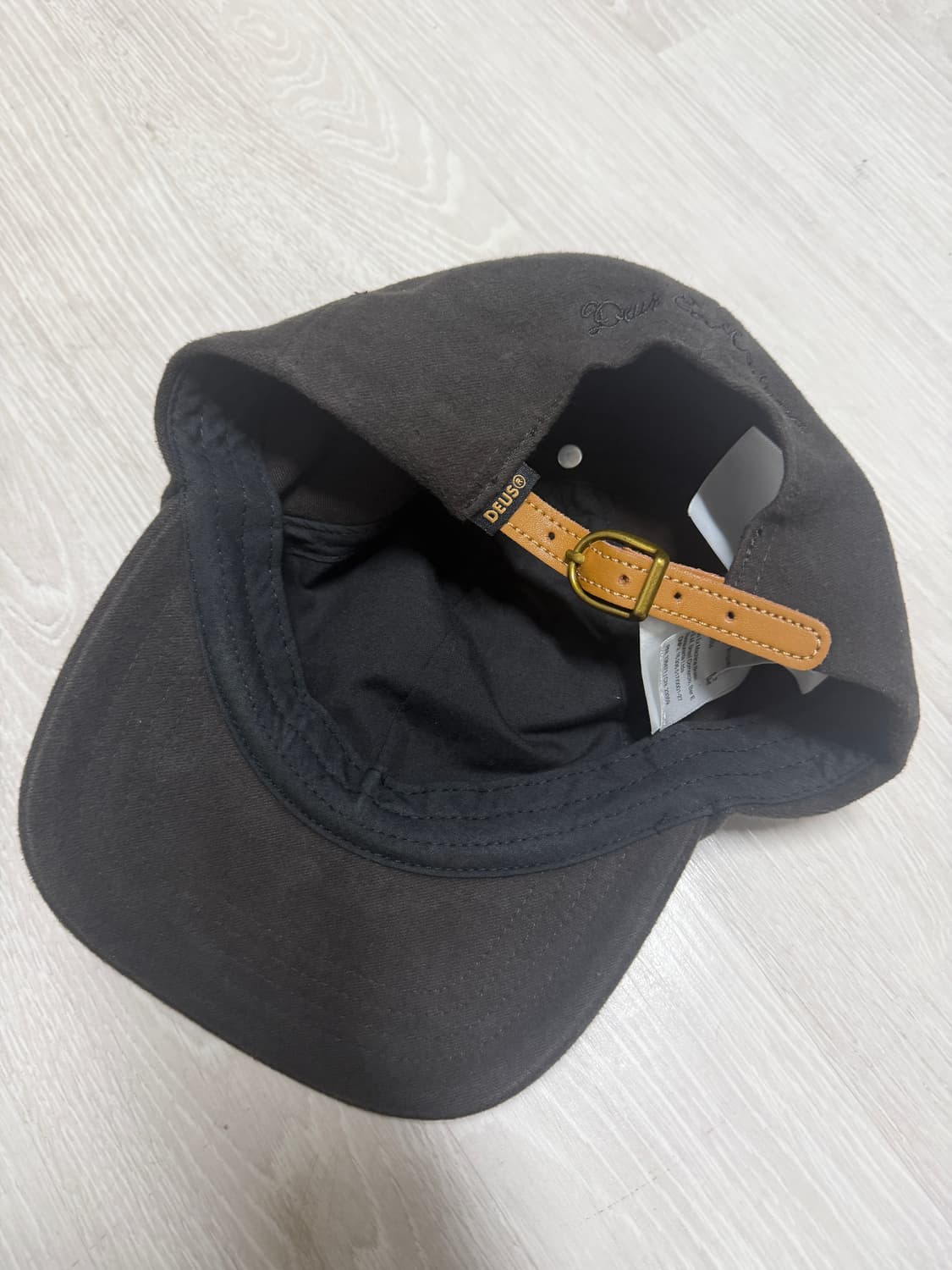 데우스 몰스킨 모자 판매합니다! 상품이미지2