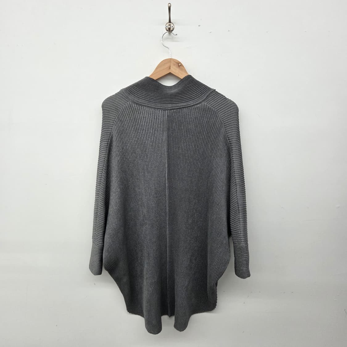 스피치오 플리츠 스타일 망토 가디건 여F 상품이미지6