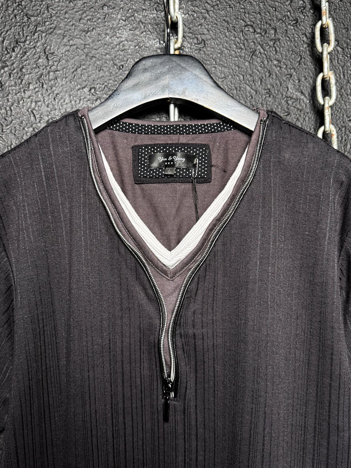 Yin & Yang NEXT – Layered Zip V-neck Tee 상품이미지7