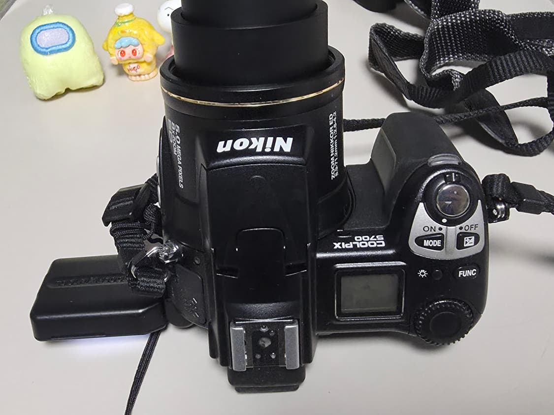 니콘 쿨픽스 5700 빈티지 디지털카메라 상품이미지2