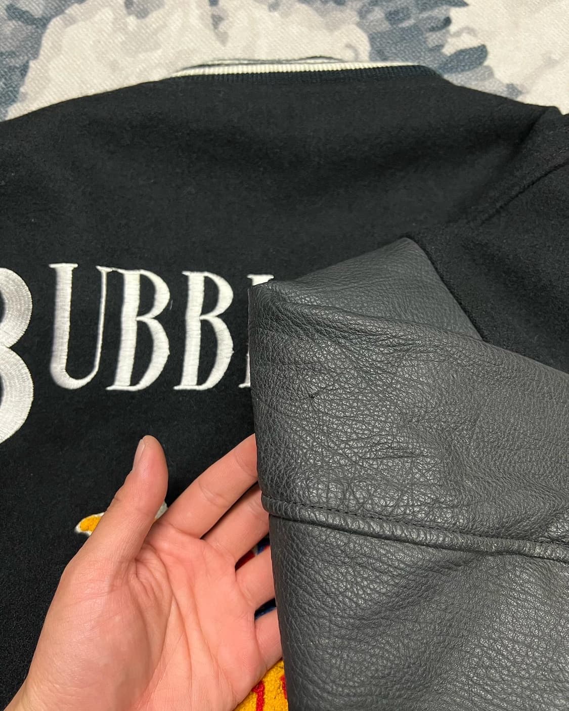 Bubble Gum Wool Leather Vasity 상품이미지5