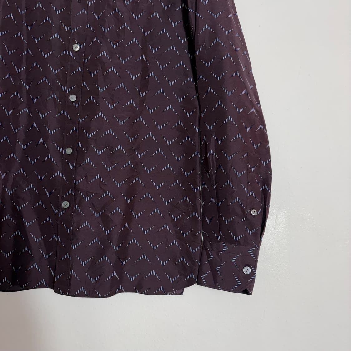 한섬 랑방 기하학 패턴 딥퍼플 셔츠(Free) 상품이미지4