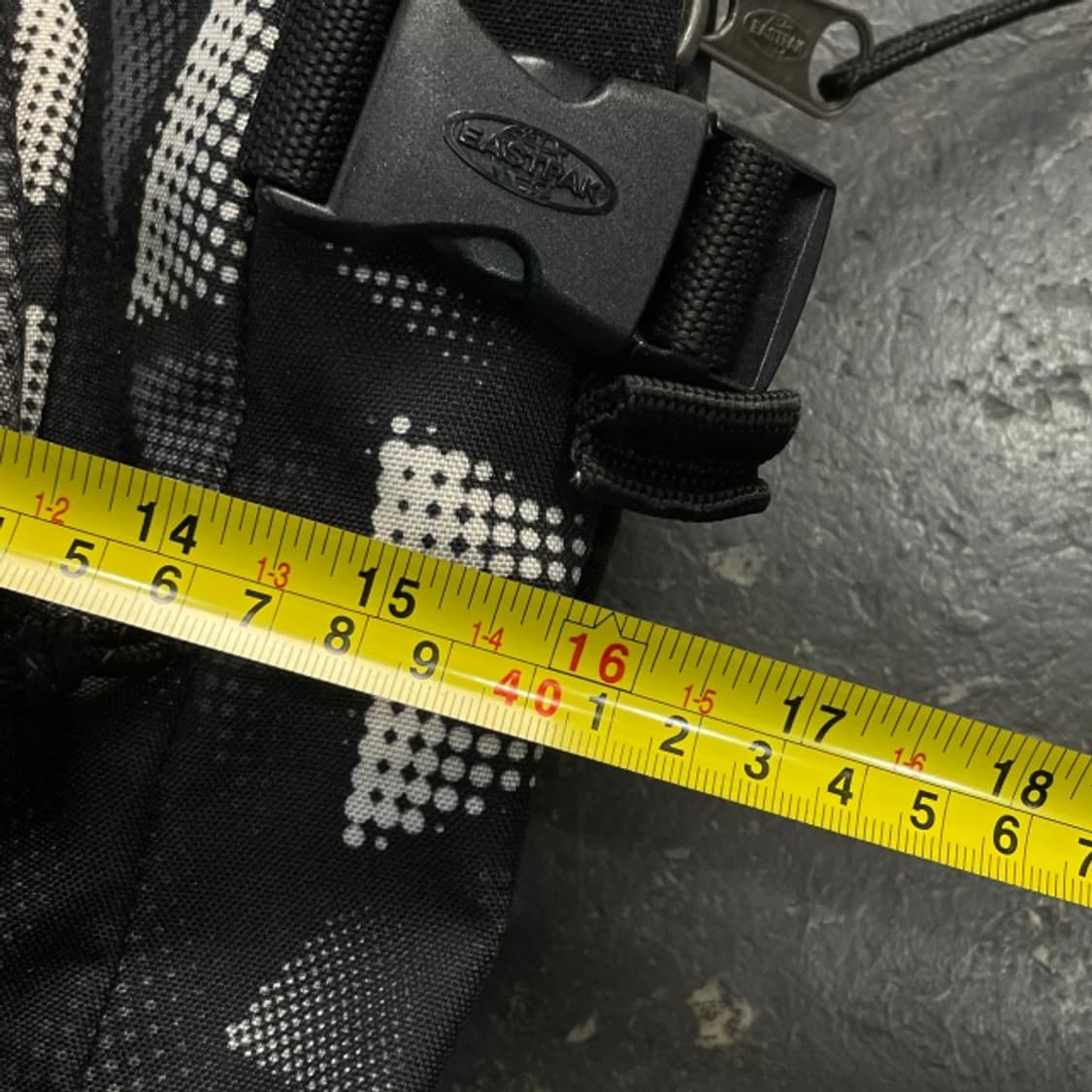 이스트팩 백팩  상품이미지5