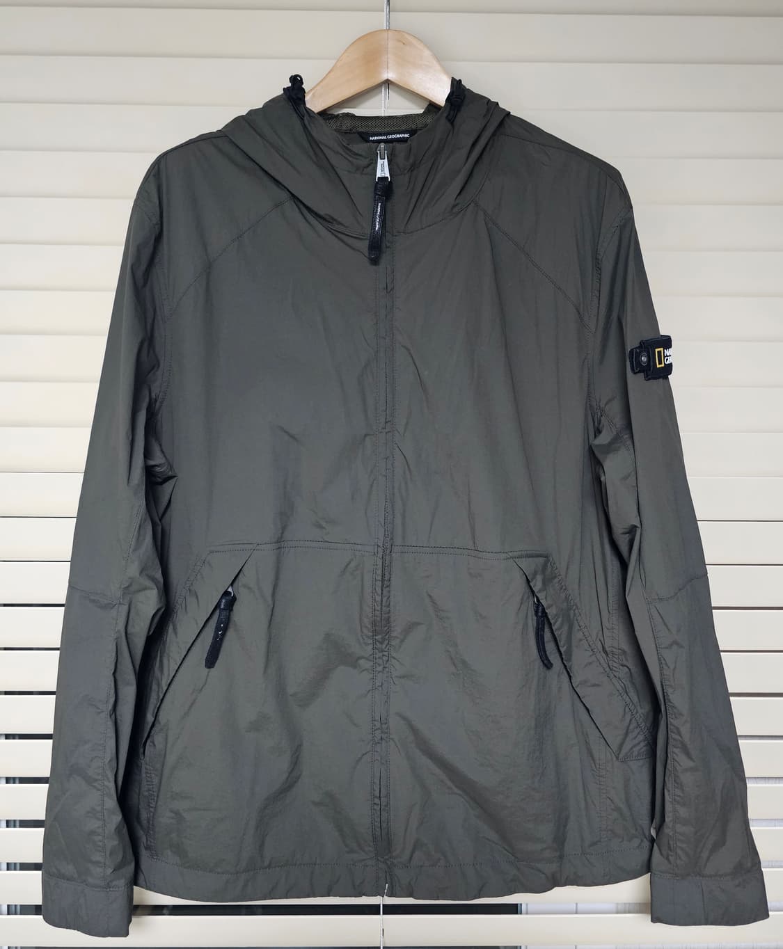 내셔널지오그래픽 후드 바람막이 점퍼 카키 XXXL 상품이미지1