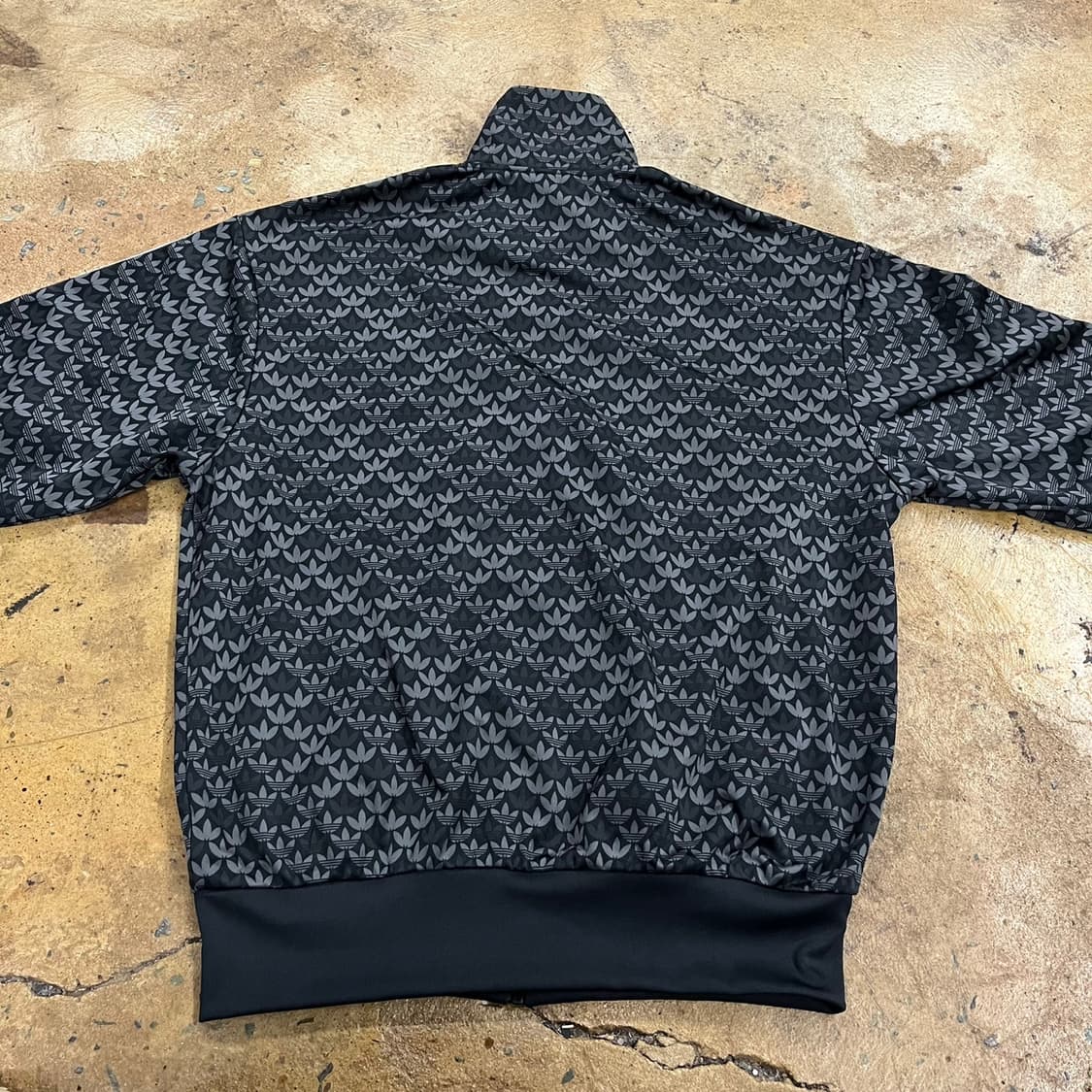 아디다스 블랙 그레이 파이어버드 패턴 져지  상품이미지4