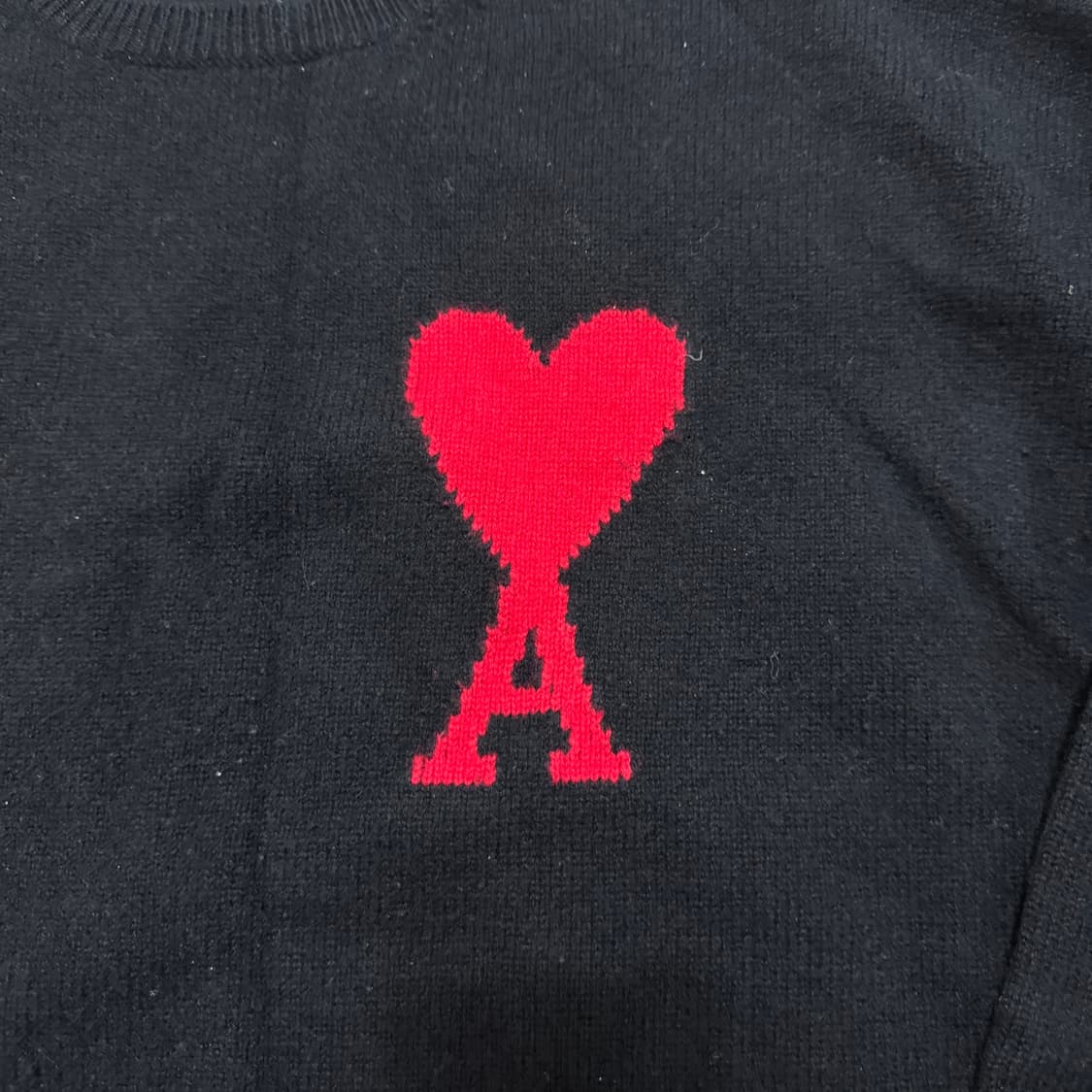 아미 자수로고 라운드 니트 상품이미지3