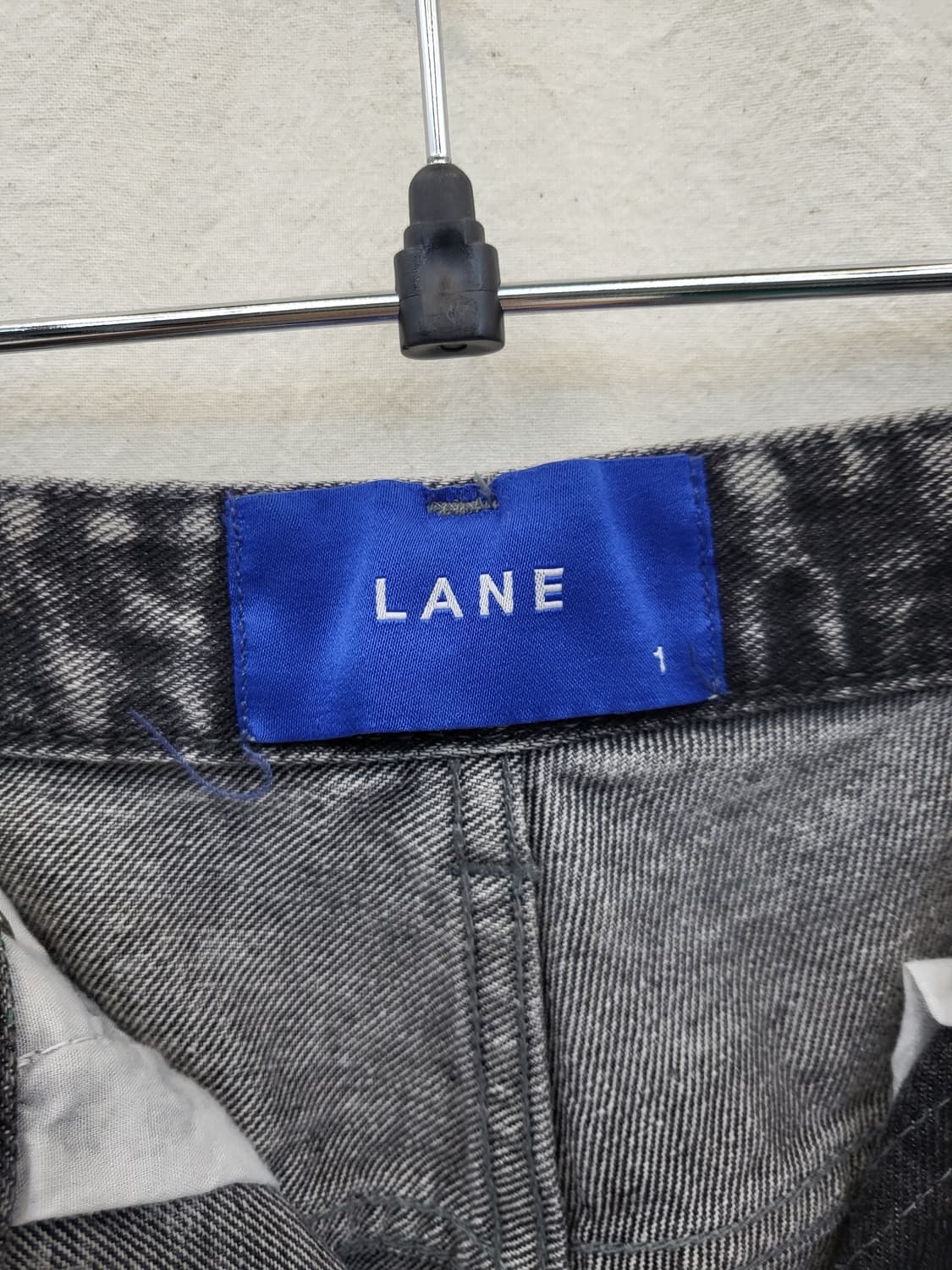 LANE 흑청 트랙 데님 팬츠 상품이미지3
