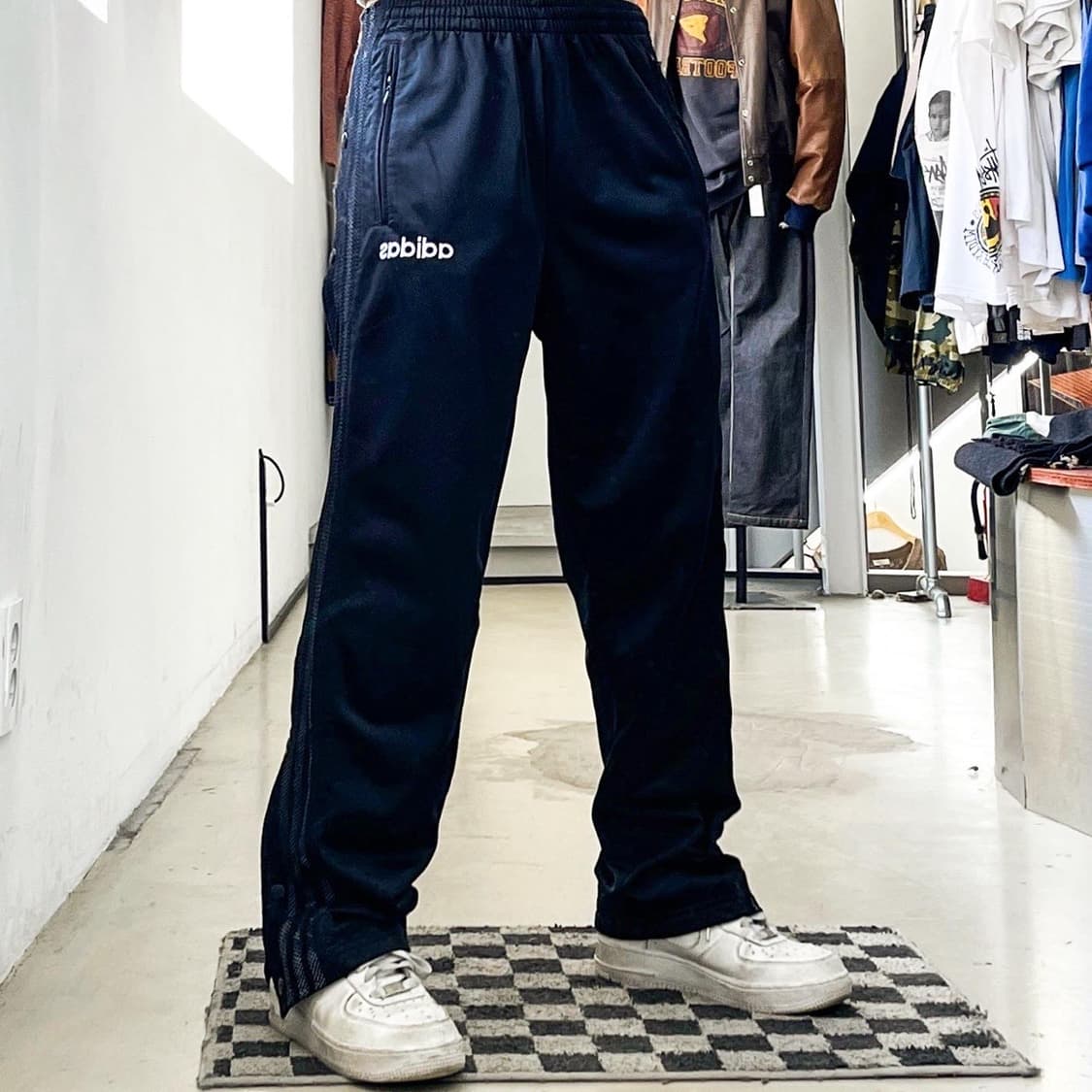 아디다스 스펠아웃 3스트립 올 스냅 버튼 메쉬트랙팬츠 상품이미지1