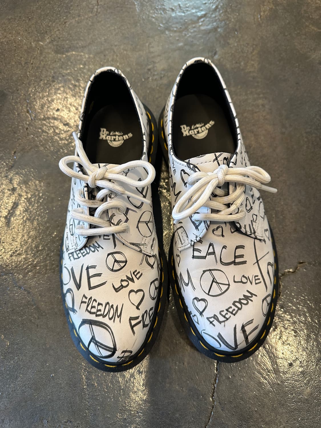 닥터마틴 1461 3홀 그래피티 235 상품이미지3