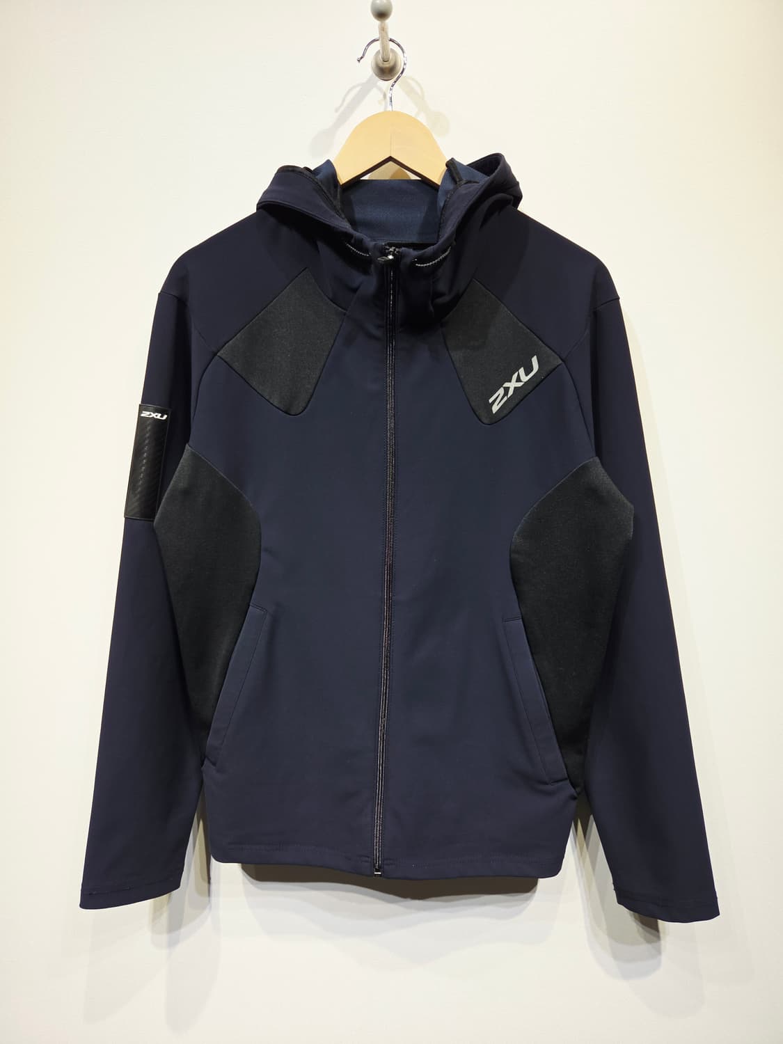 2XU 투타임즈유 기능성 스트레치 후드 집업 상품이미지2