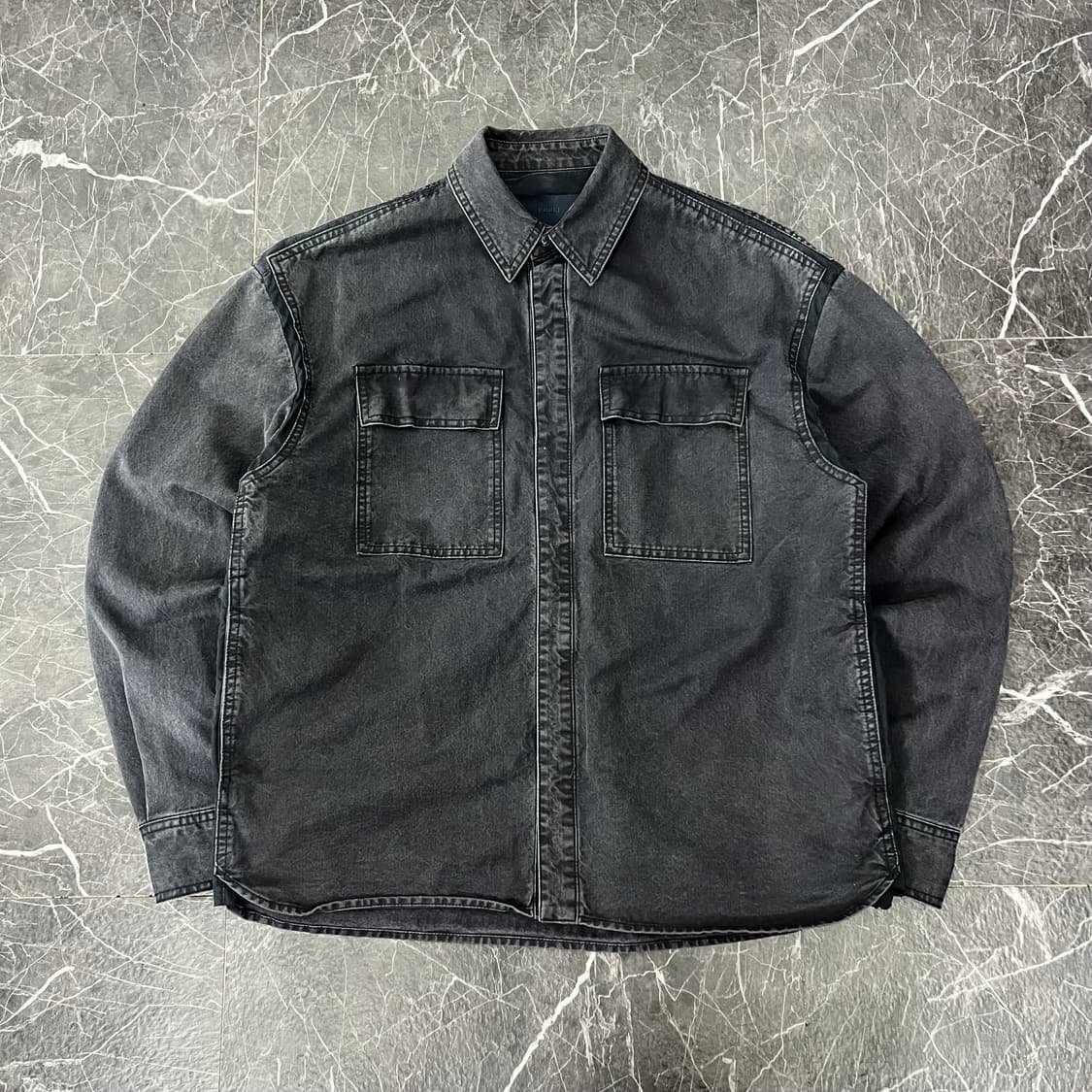 준지 투포켓 레이어드 배색 레이어드 데님 셔츠 블랙 상품이미지2