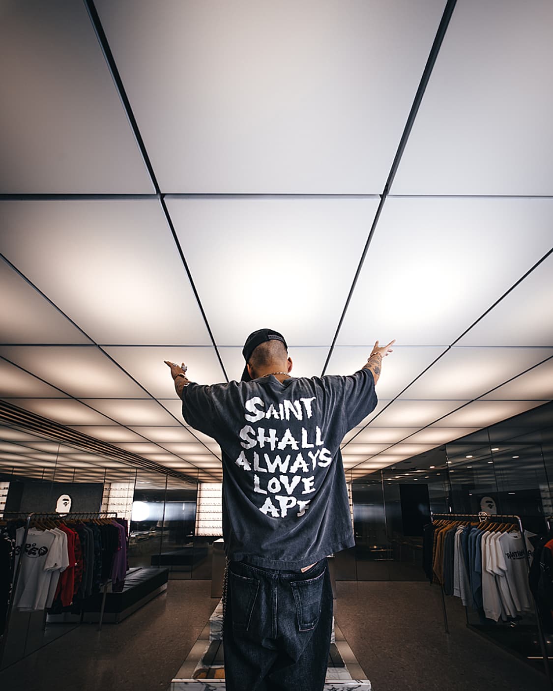 새상품 M사이즈 생마 베이프 콜라보 반팔 티셔츠 반팔티 세인트 미카엘 상품이미지2