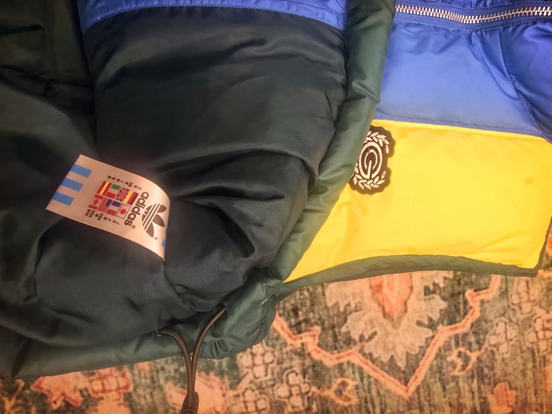 아디다스 유럽 올드스쿨 트레포일 구스패딩조끼 상품이미지3