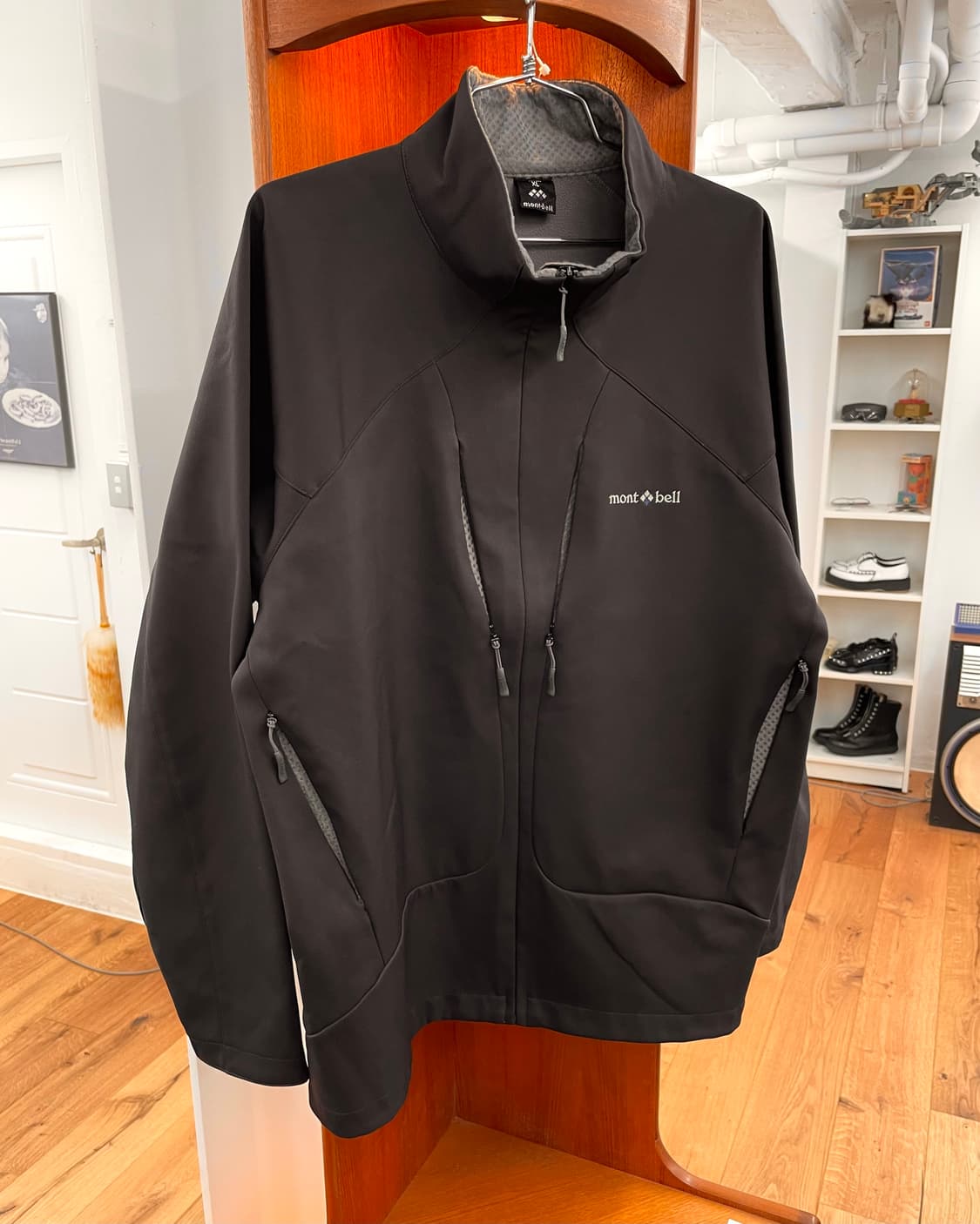 [XL] 몽벨 재팬 소프트쉘 다크 브라운 자켓 상품이미지1