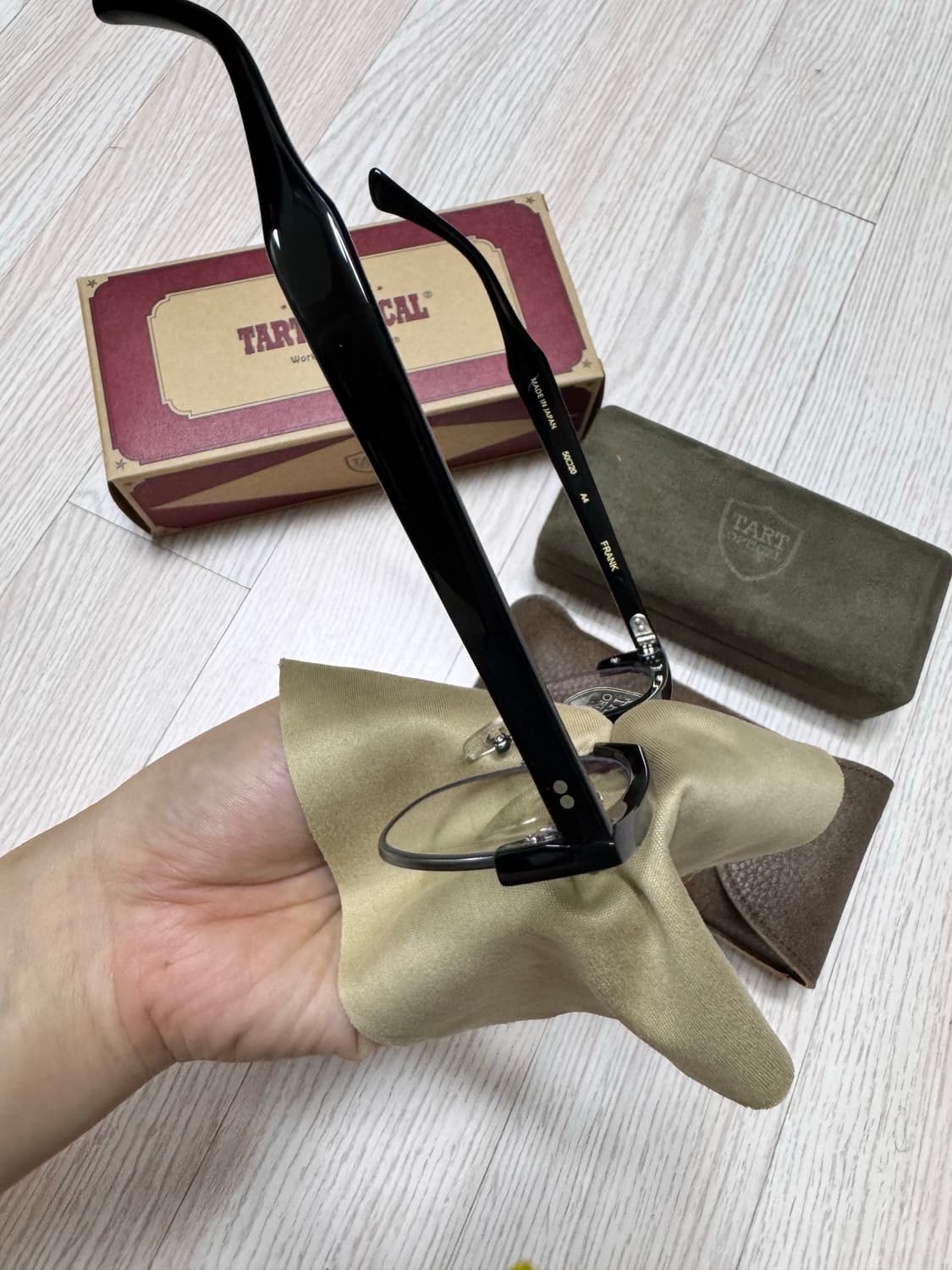 타르트옵티컬 TART OPTICAL FRANK A4 블랙 하금테 상품이미지5