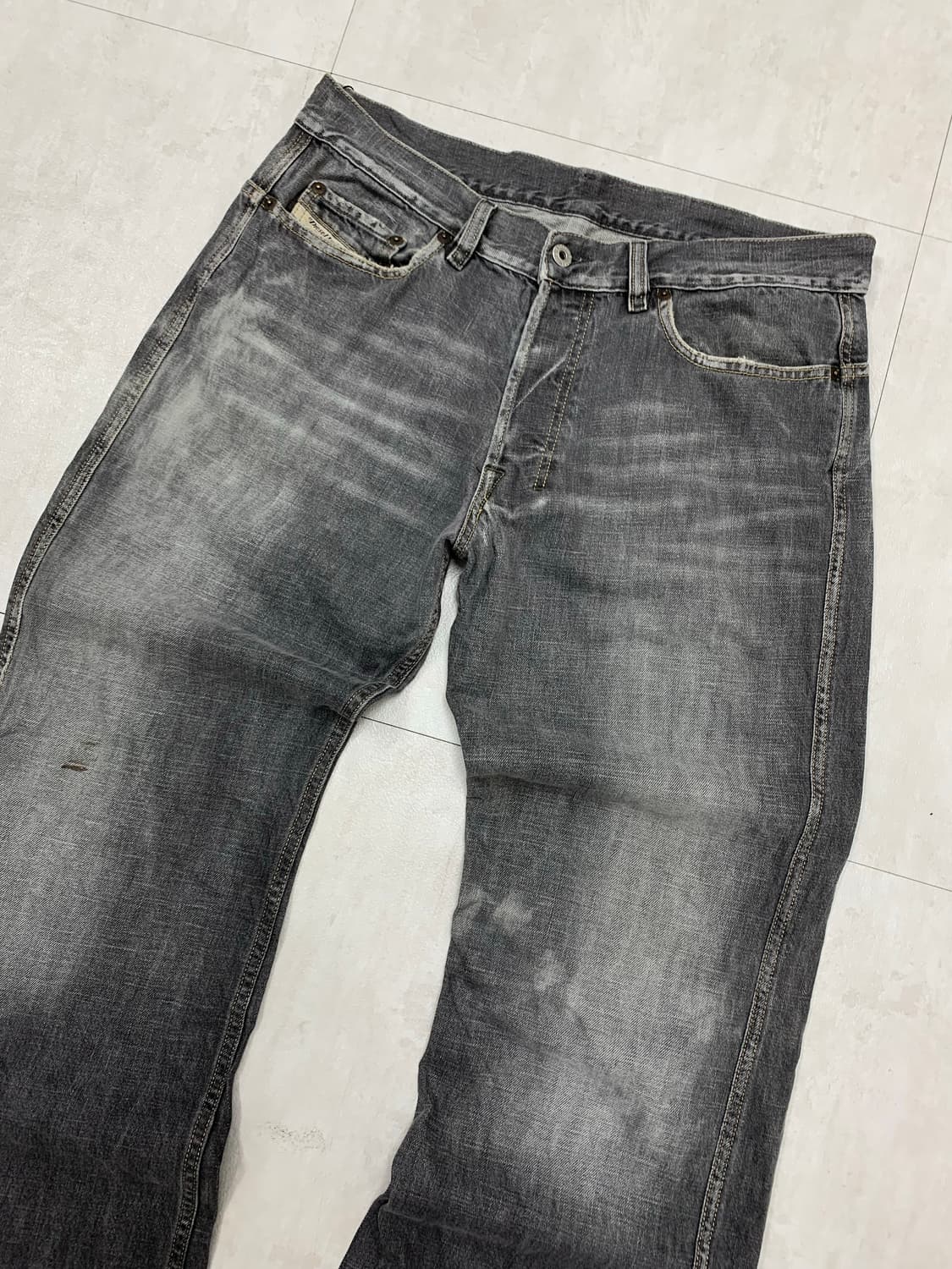 디젤 워싱 디테일 흑청 팬츠 #651 상품이미지2