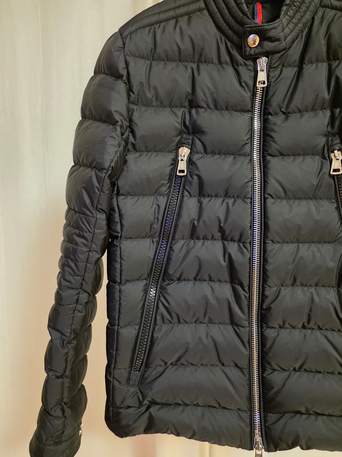 [23년] 몽클레어 아미오 경량 바이크 다운 패딩 3사이즈 상품이미지2