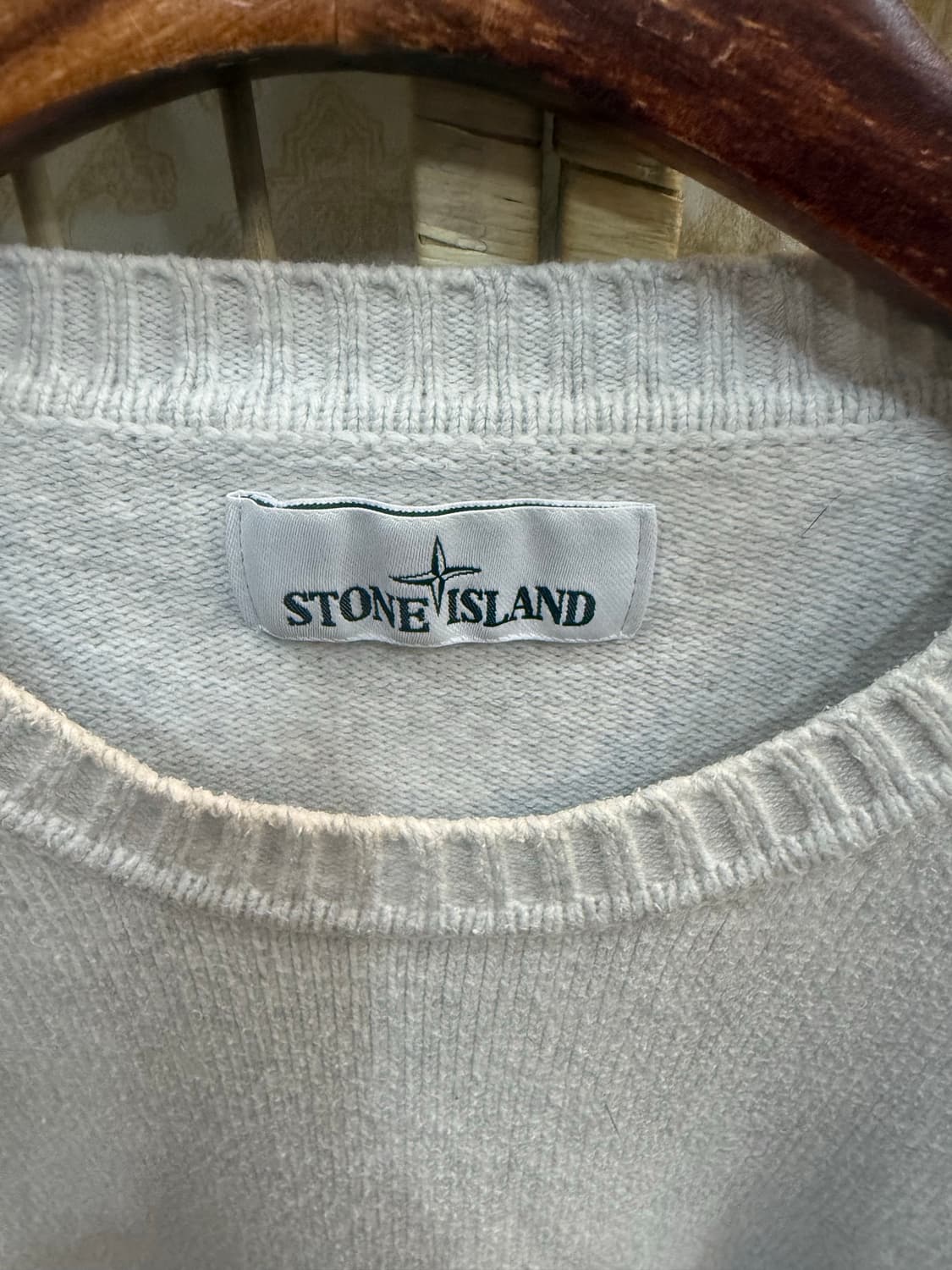 100 정품 스톤아일랜드 니트 팝니다 상품이미지2
