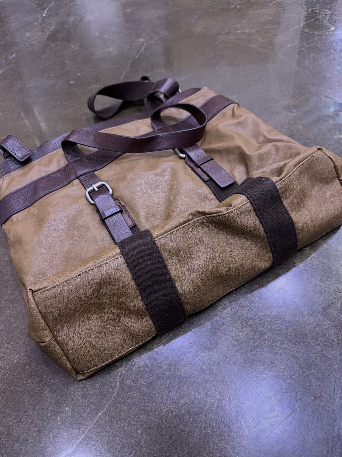 캘빈클라인 진 레더 배색 브라운 2웨이 토트백 크로스백 상품이미지6