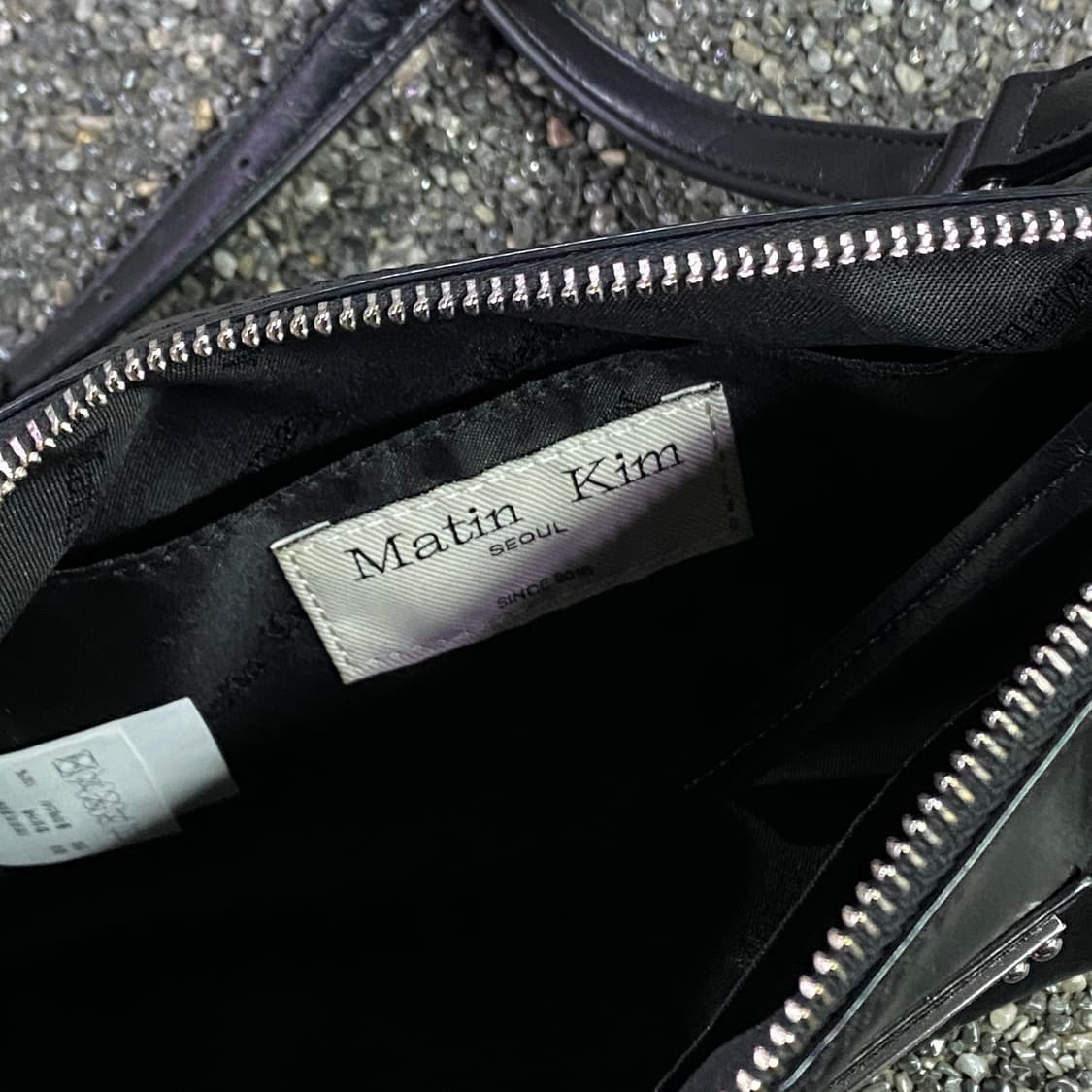 마뗑킴 버클 스트랩 블랙 숄더백 B4377 상품이미지5