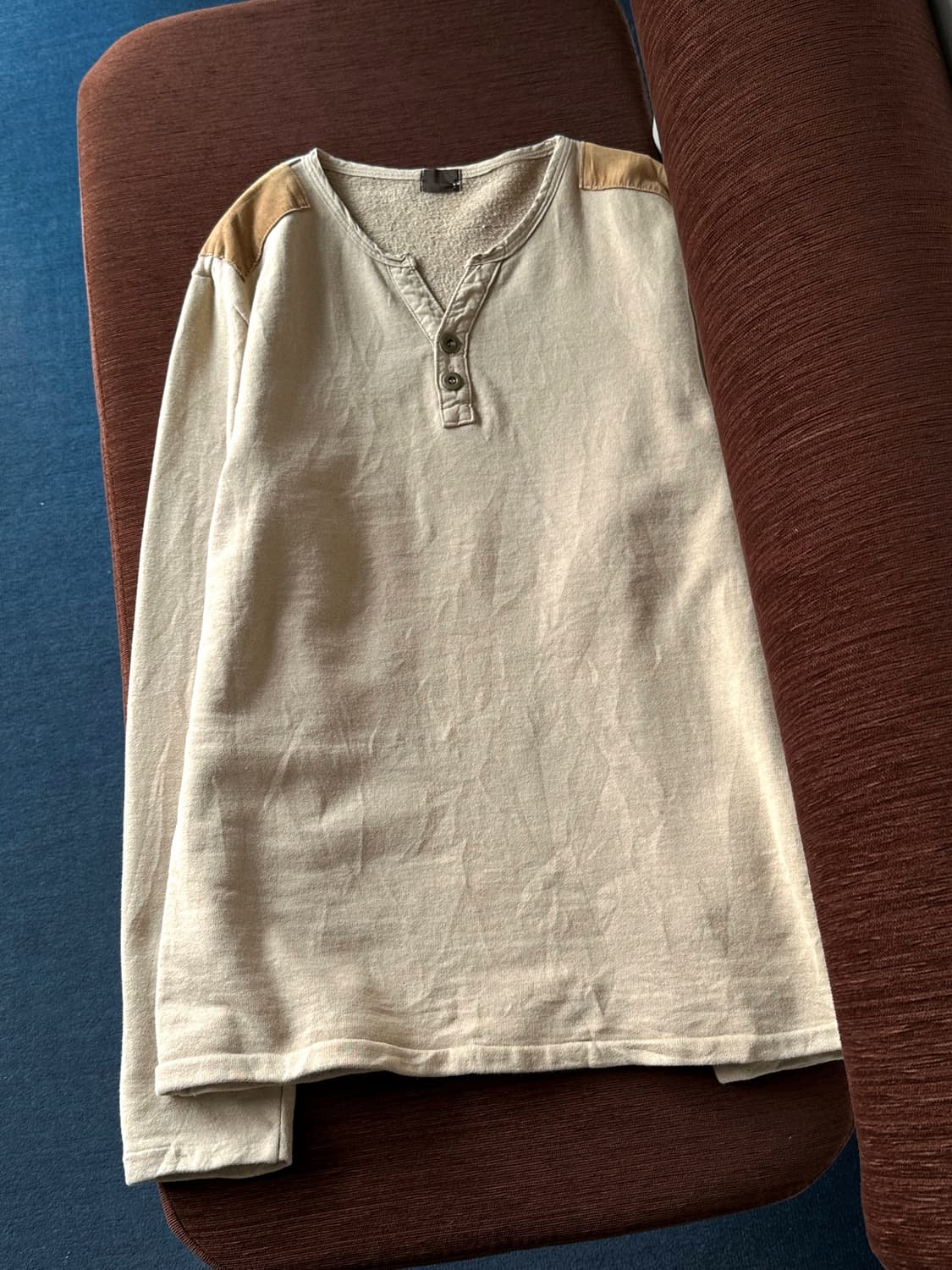 Natural fabric design neck L/S top 상품이미지3