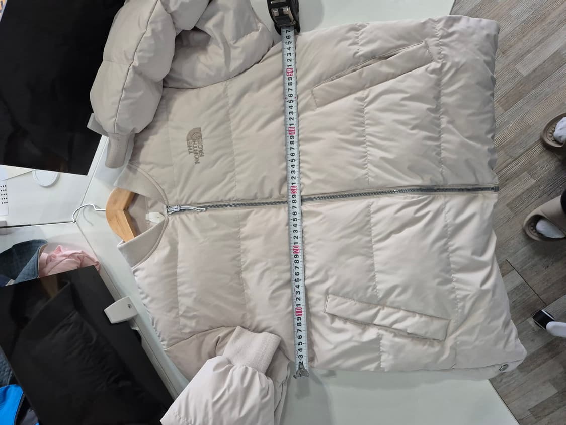 노스페이스 패딩 M 사이즈(95)입니다
ON Ball 상품이미지6