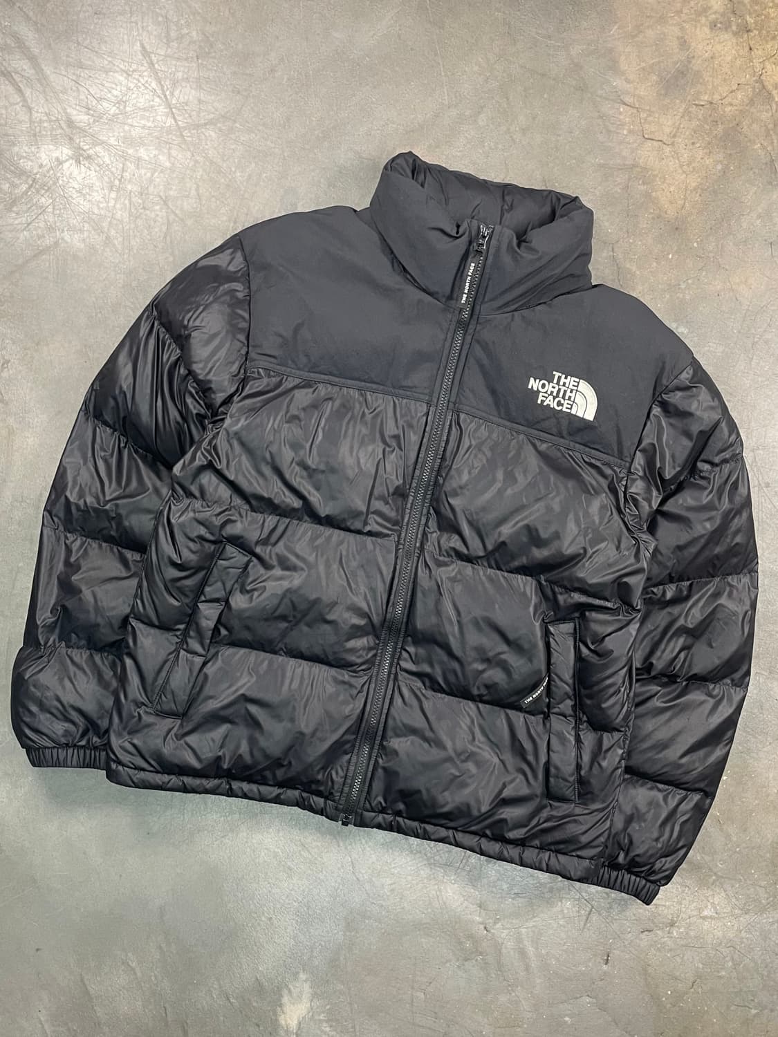 노스페이스 온볼 눕시 패딩 상품이미지2