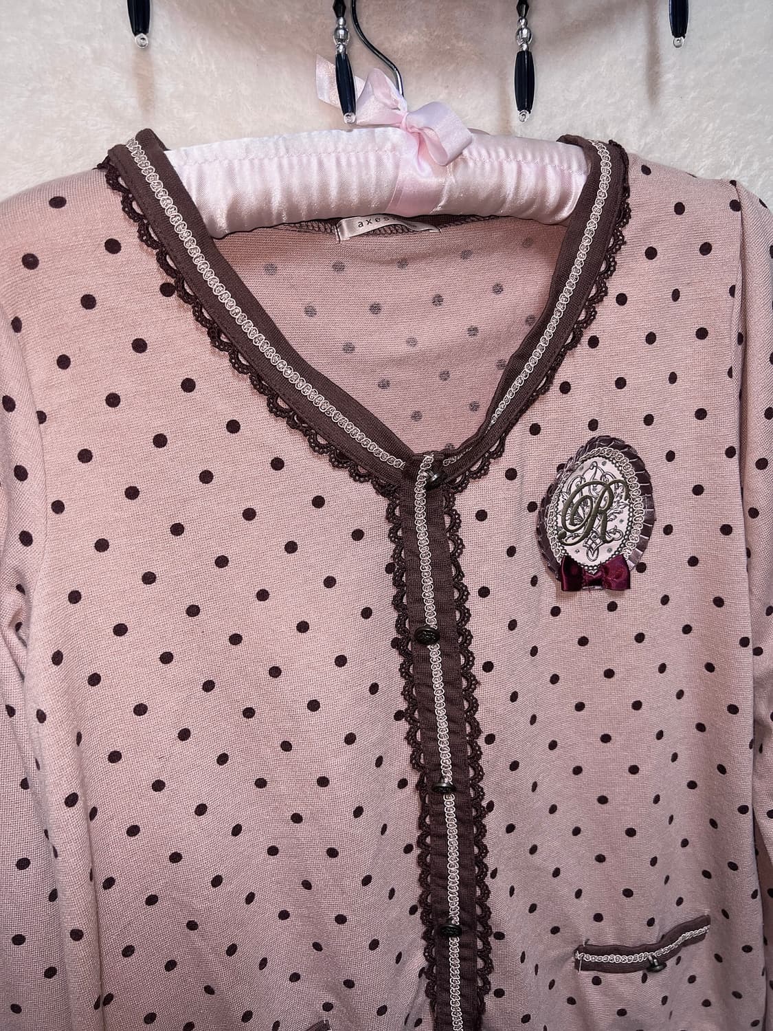 엑시즈팜 딸기초코 도트 땡땡이 블라우스 로걀탑 라떼갸루 러블리 핀터 상품이미지8