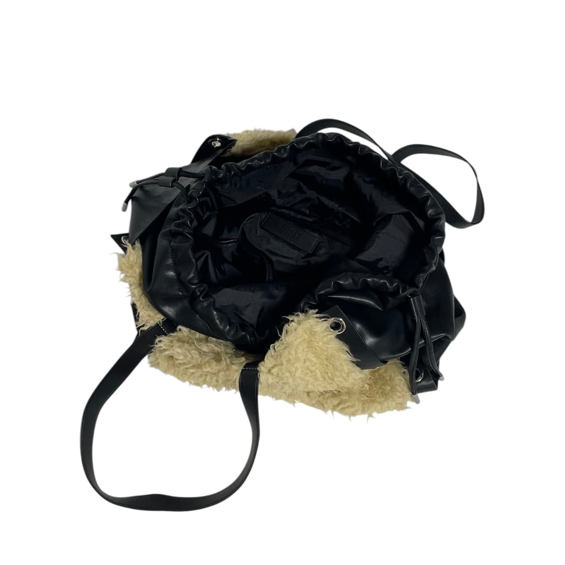 디젤 보아털 레더 빅 토트백 상품이미지4