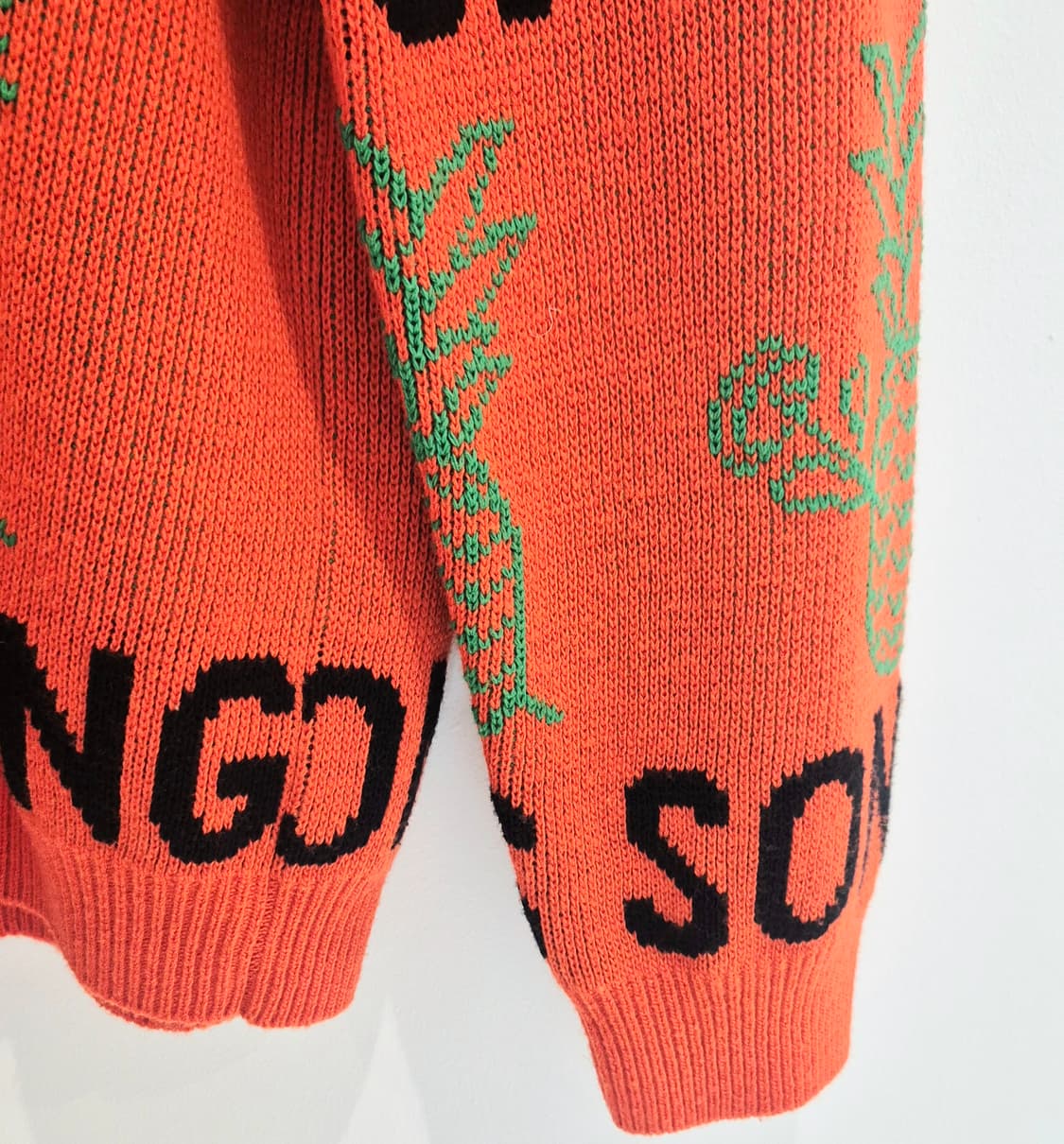 구찌 파인애플 자카드 니트 스웨터 상품이미지9