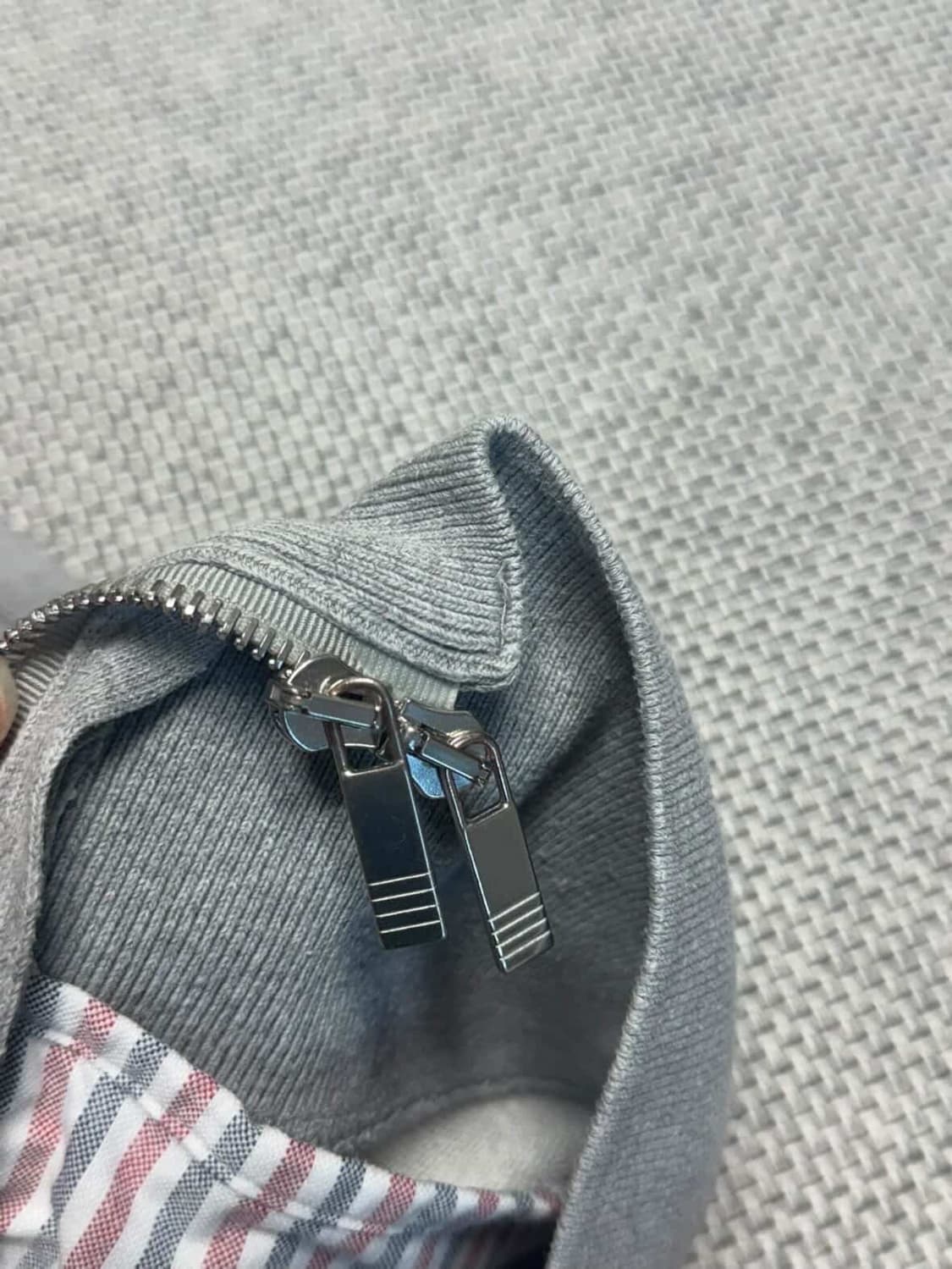 톰브라운 후드집업 상품이미지3