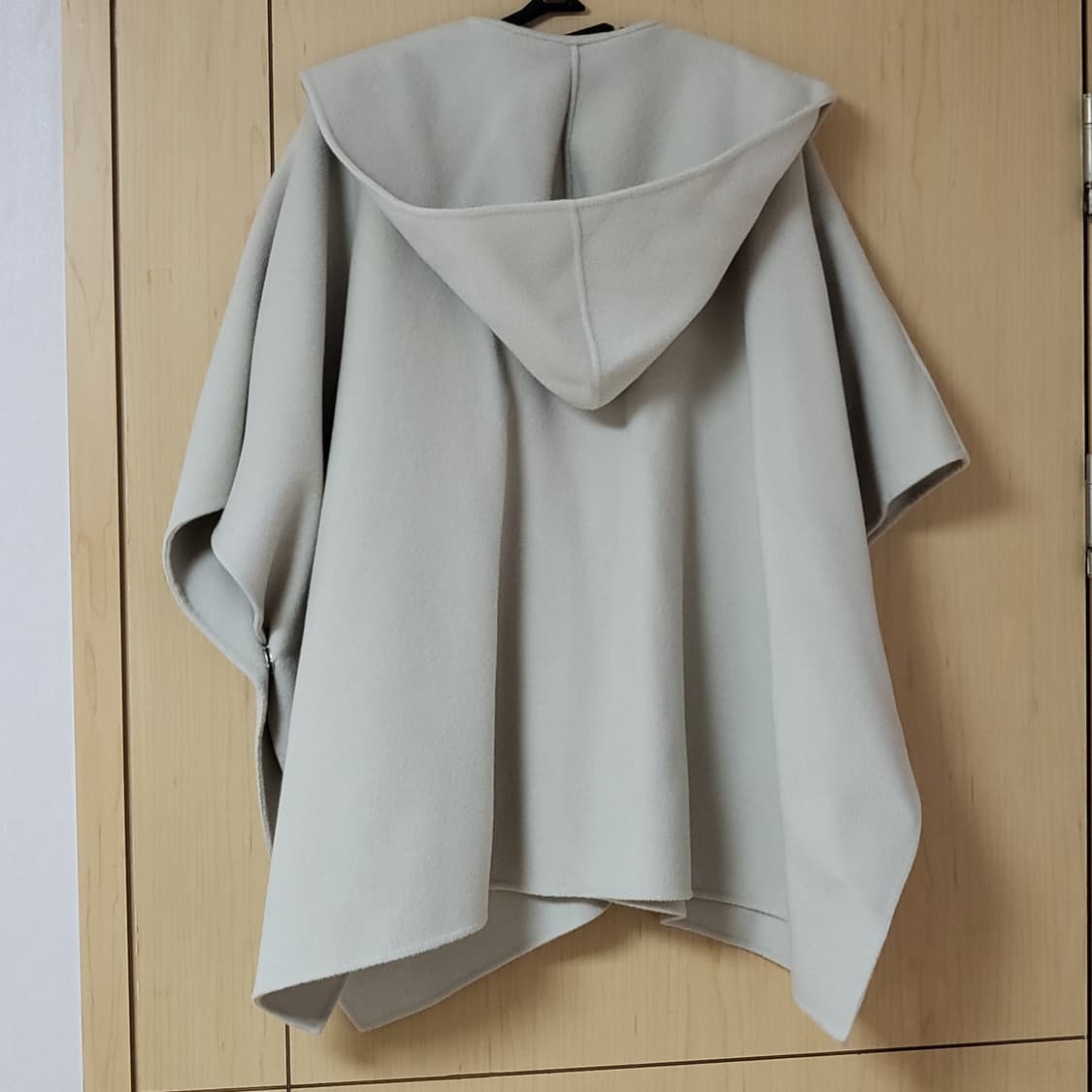 새상품) 데일리룩 로로피아 케이프코트 애쉬그레이 울캐시 상품이미지10