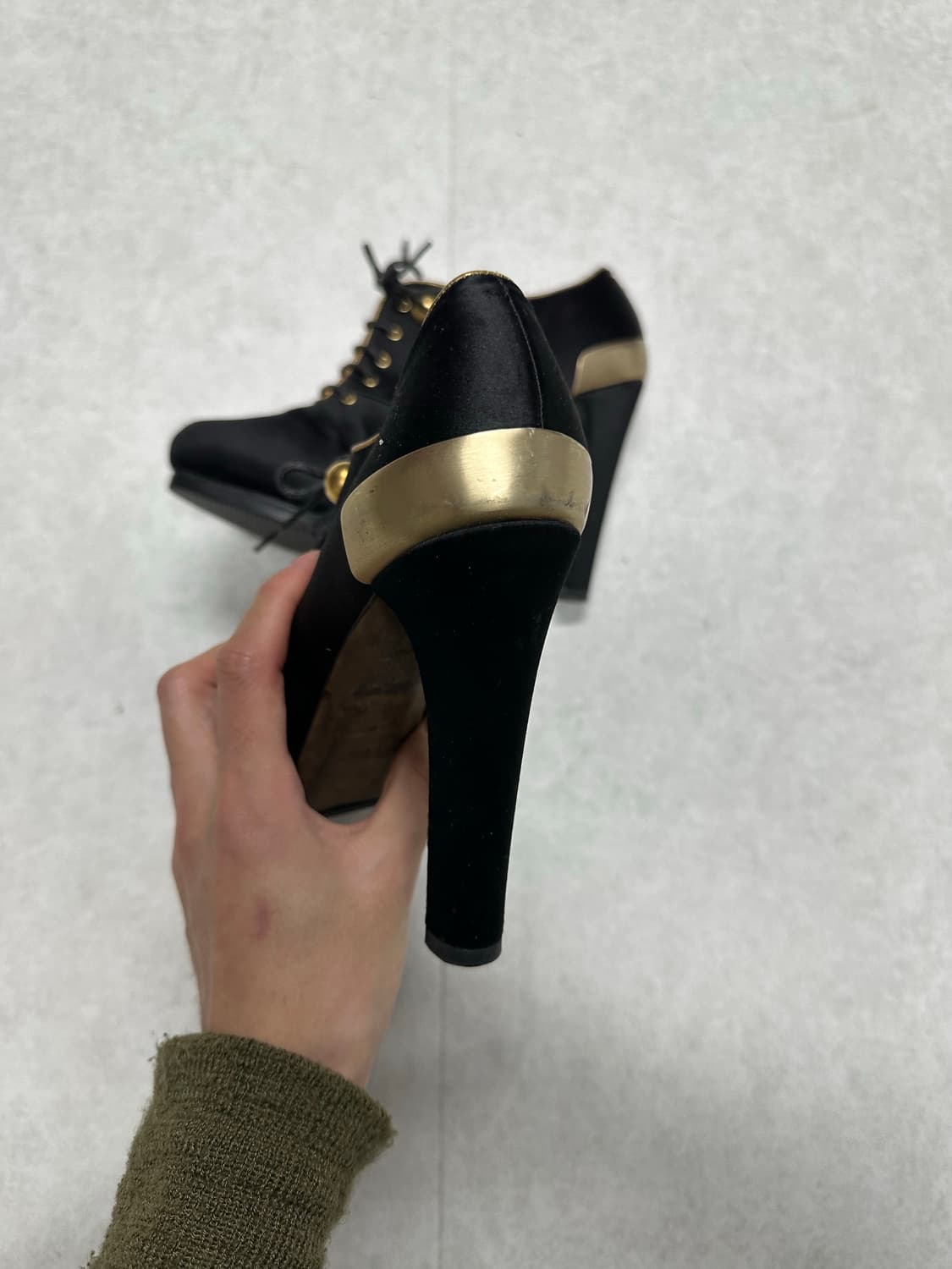 펜디 레이스업 앵클 부츠 상품이미지4