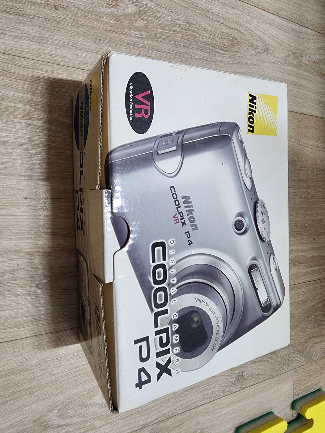 니콘 쿨픽스 P4(Coolpix p4)빈티지 디지털 카메라 상품이미지1
