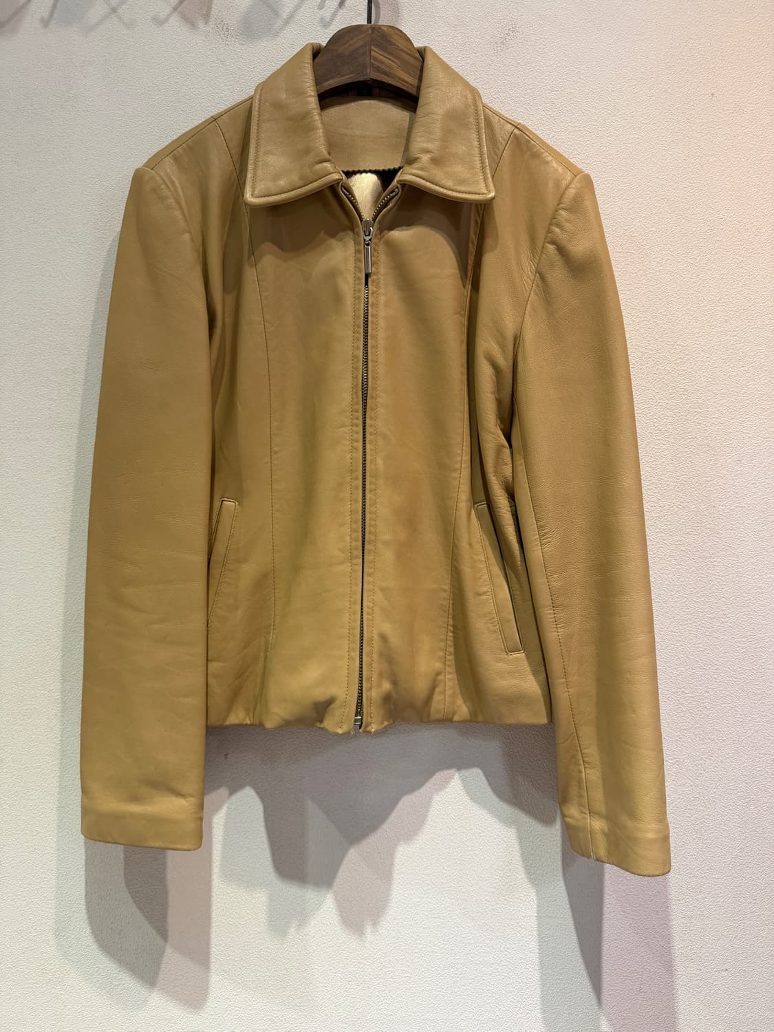 Vintage Beige Sheepskin Leather Jacket 상품이미지1