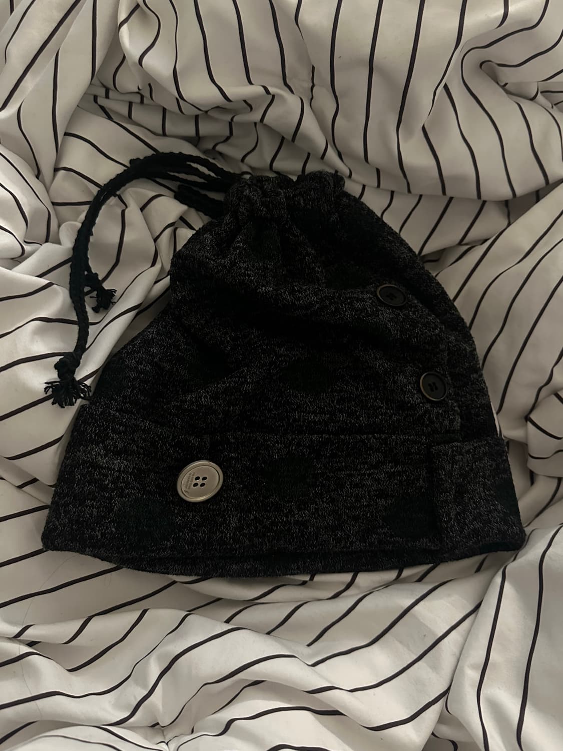 도트 버튼 비니 상품이미지3