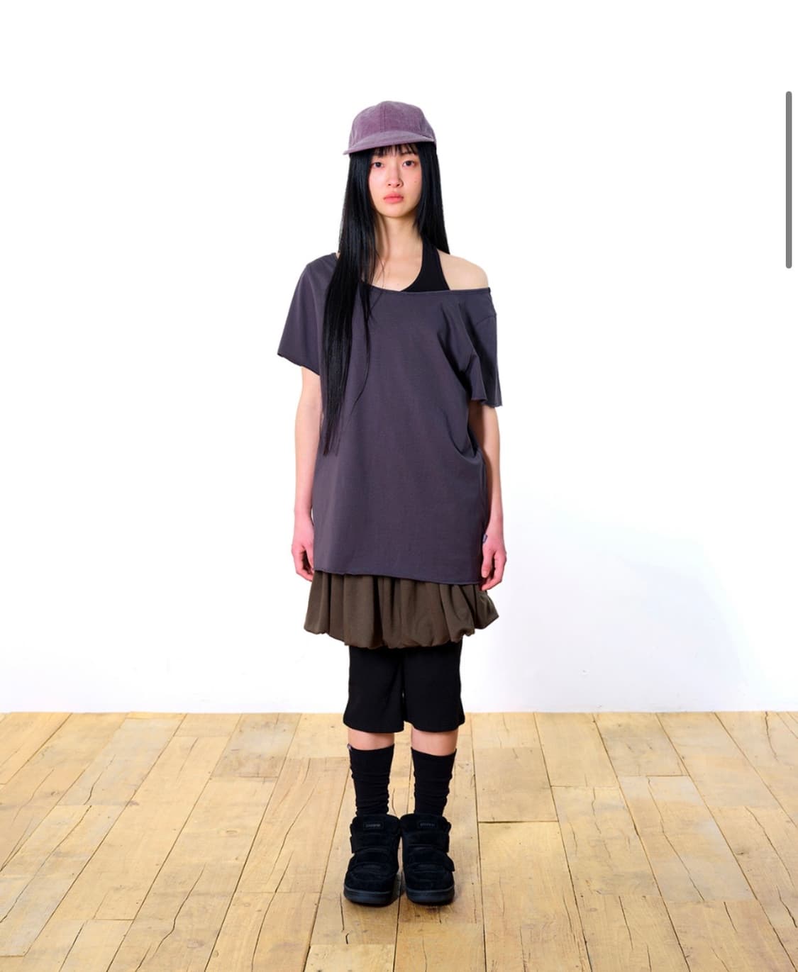 코이세이오038) Loose Off-Shoulder T-Shirt CH 상품이미지3