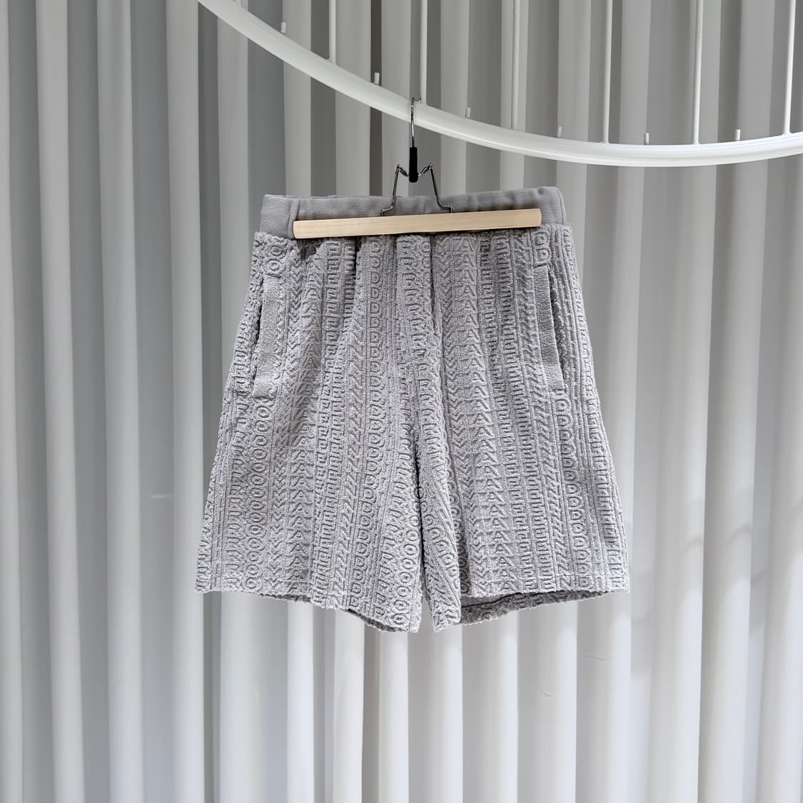 (S/S,46) / 펜디 X 마크 제이콥스 파일 그레이 반팔 반바지 셋업 상품이미지6