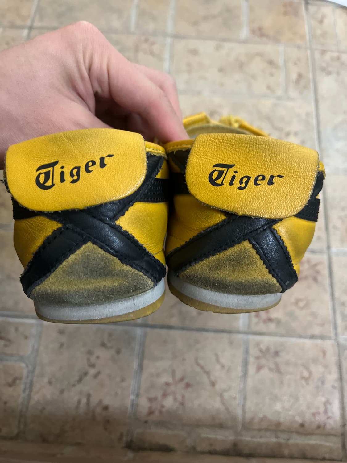 오니츠카 타이거 멕시코 66 옐로우 블랙 상품이미지4