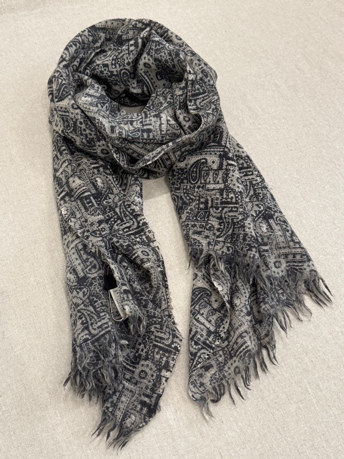 요지야마모토 울 믹스드 페이즐리 머플러 상품이미지2