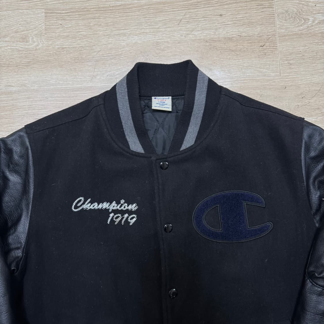 챔피온 가죽 바시티자켓 상품이미지2