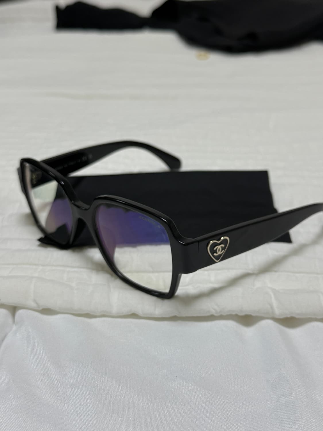 샤넬 블루라이트 스퀘어 하트안경  상품이미지4